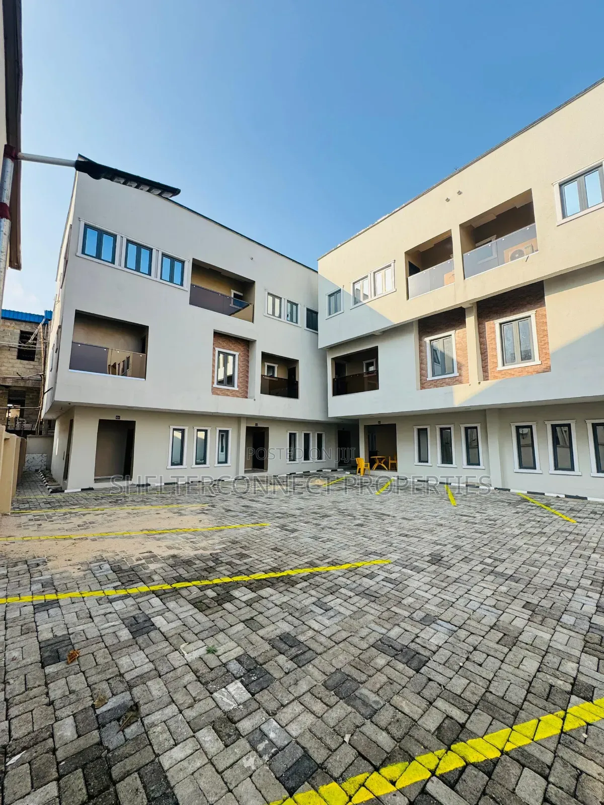 4bdrm Duplex in New Garage / Gbagada for sale