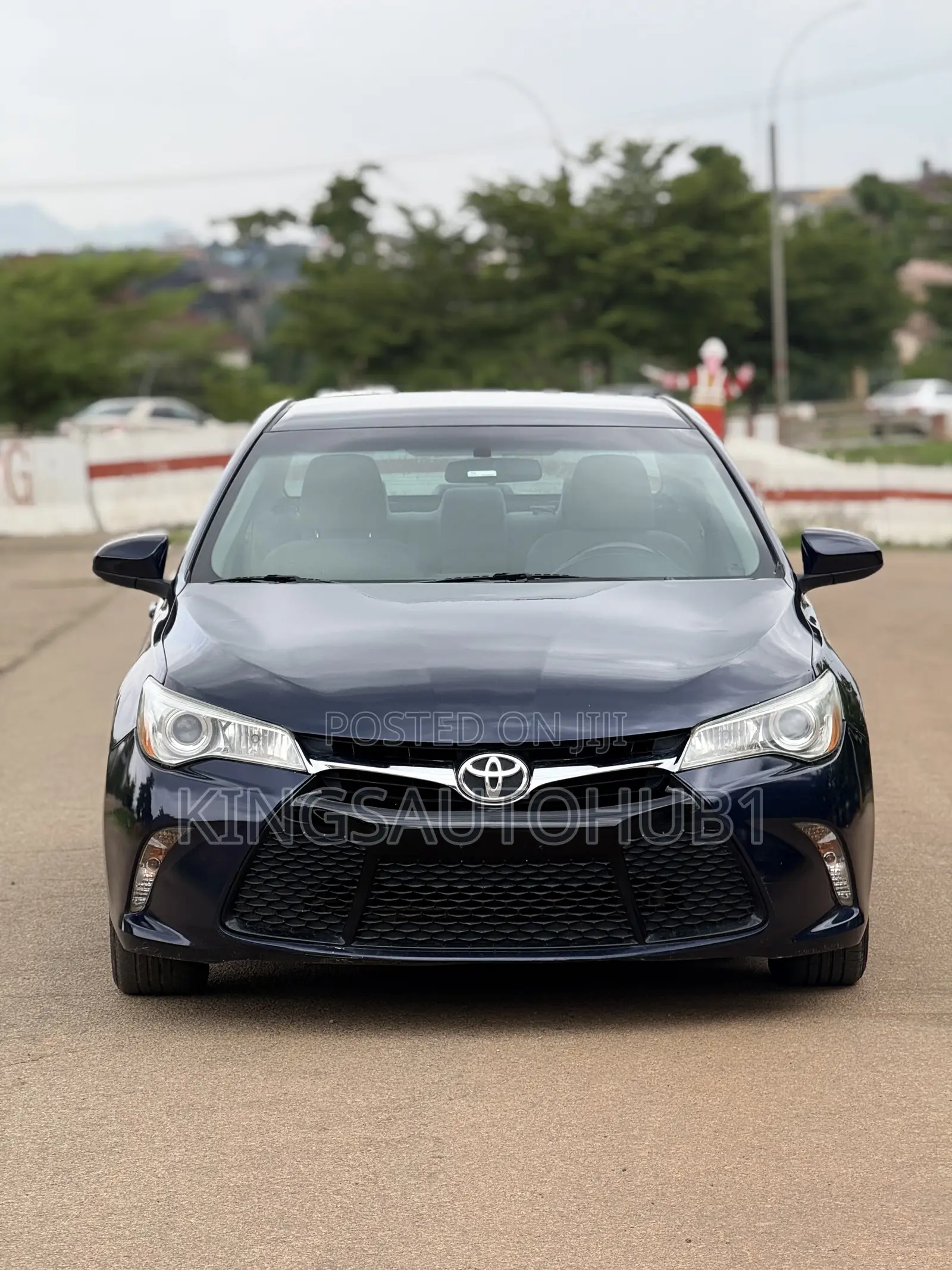 Toyota Camry LE 4dr Sedan (2.5L 4cyl 6A) 2015 Blue