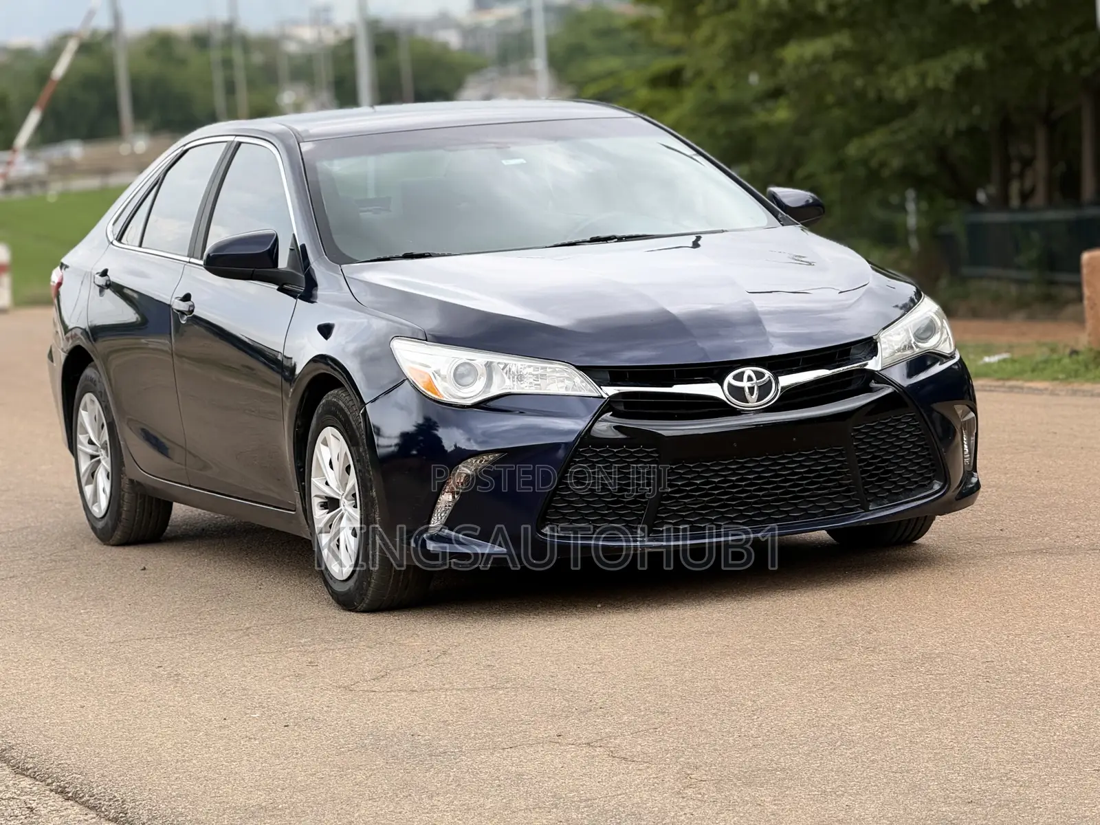 Toyota Camry LE 4dr Sedan (2.5L 4cyl 6A) 2015 Blue