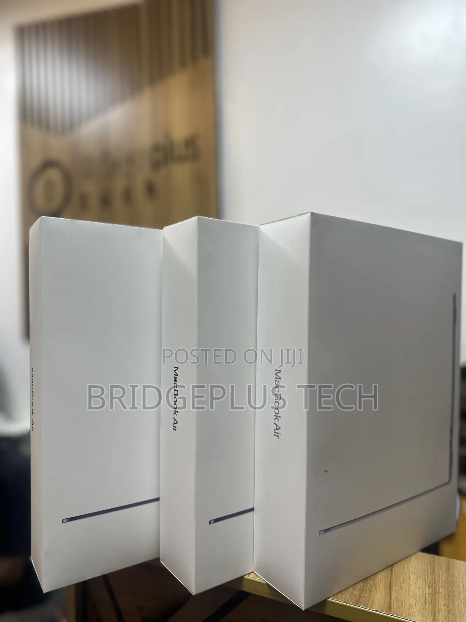 New Laptop Apple MacBook Air 2026 M5 16GB Apple M5 SSD 512GB