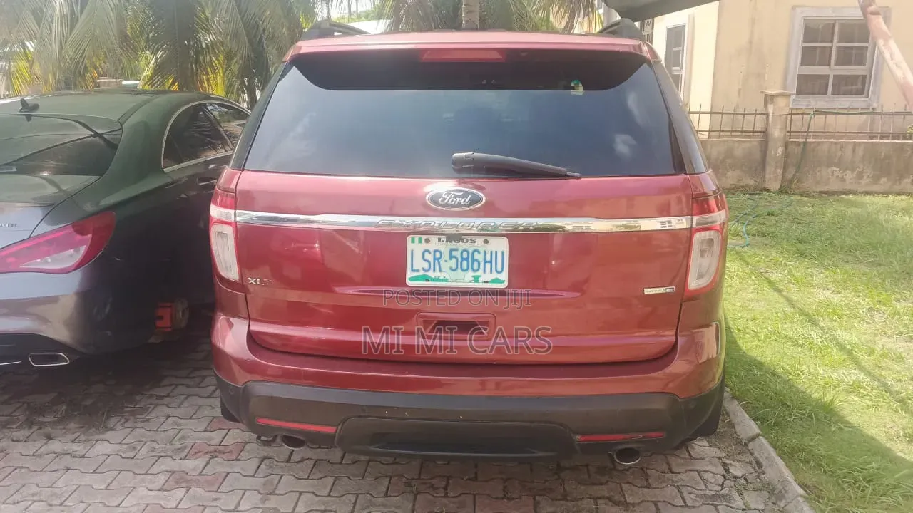 Ford Explorer Limited 4dr FWD (2.0L 4cyl 6A) 2013 Red