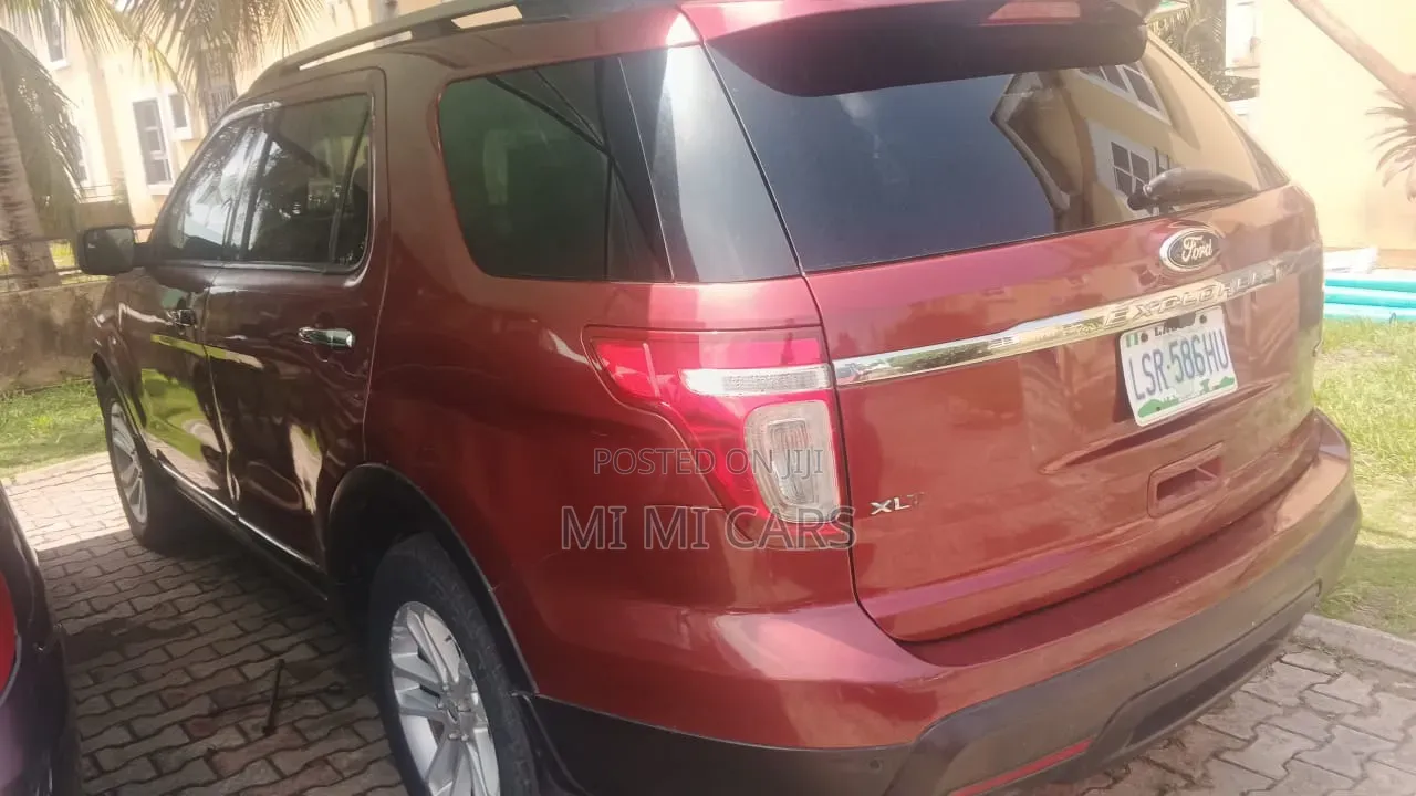 Ford Explorer Limited 4dr FWD (2.0L 4cyl 6A) 2013 Red