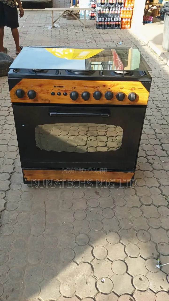 Scanfrost 60x80 Cooker (4 Gas + 2 Electric) With Large Oven Grill
