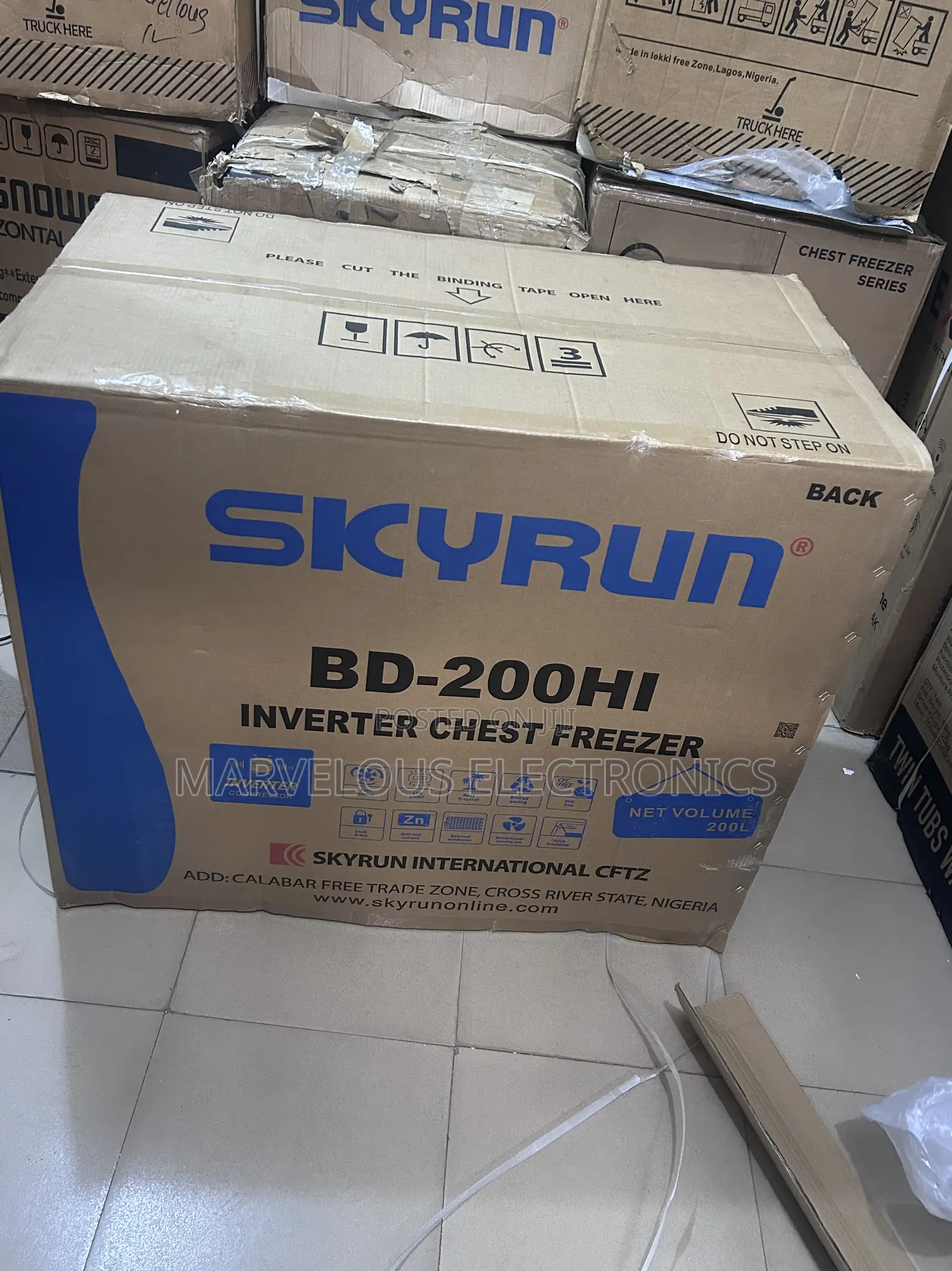 Brand New Original Skyrun 300liter Inverter Chest Freezer Full Coper