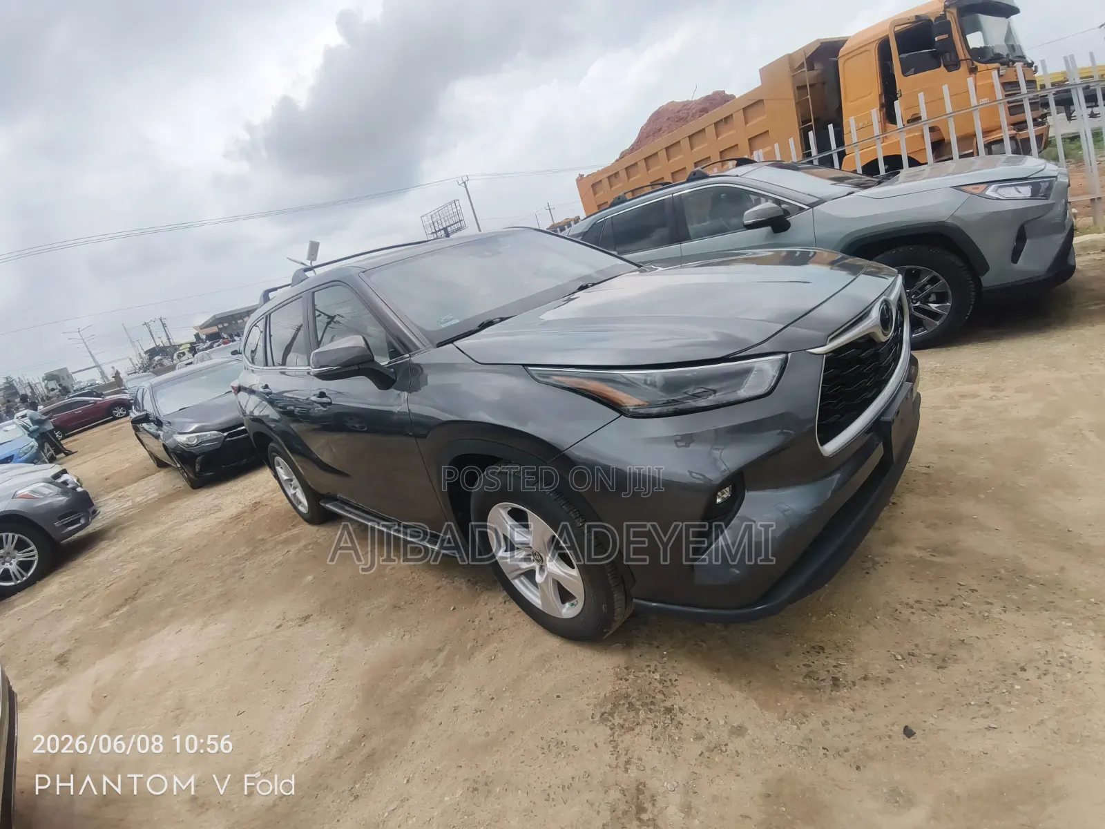 Toyota Highlander LE FWD 2024 Gray