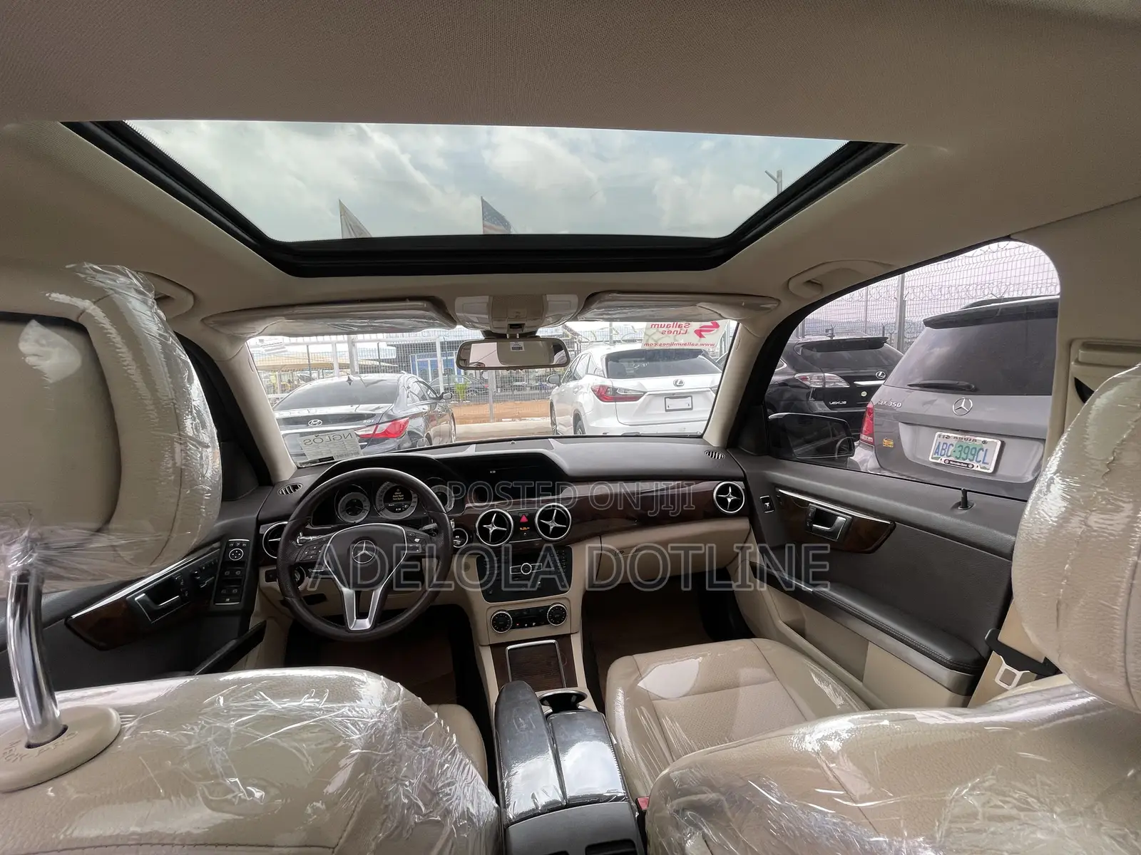 Mercedes-Benz GLK-Class Base GLK 350 4dr AWD 4MATIC (3.5L 6cyl 7A) 2015