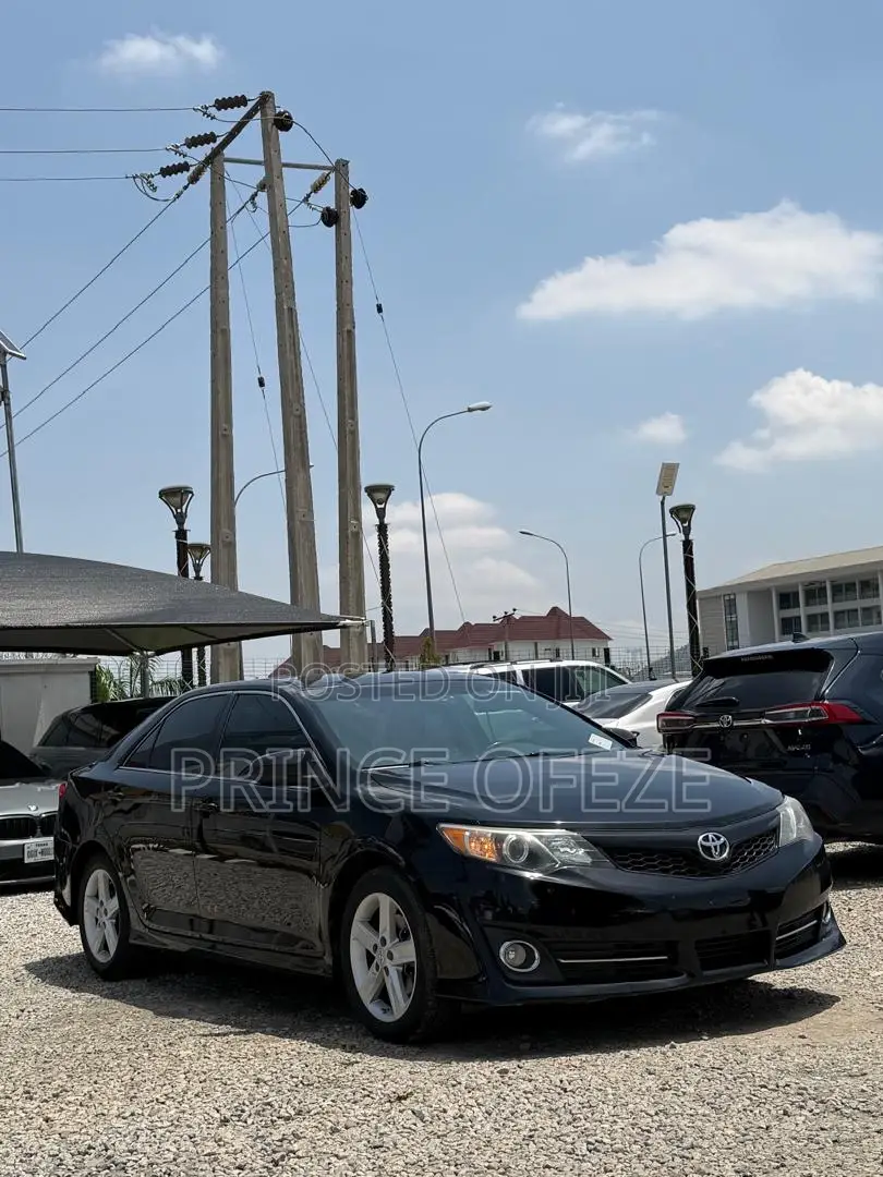 Toyota Camry 2013 Black