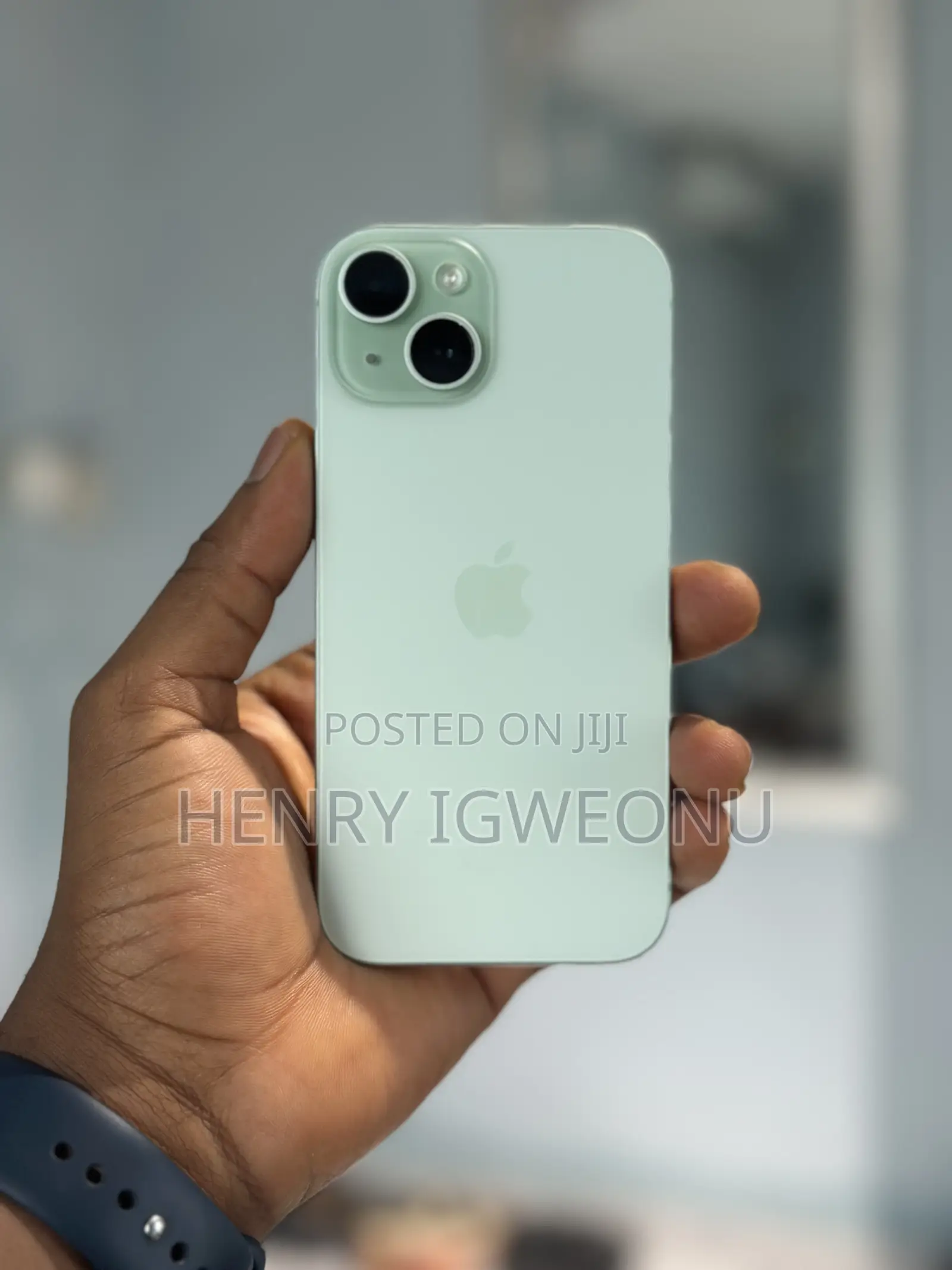 Apple iPhone 15 128 GB Green