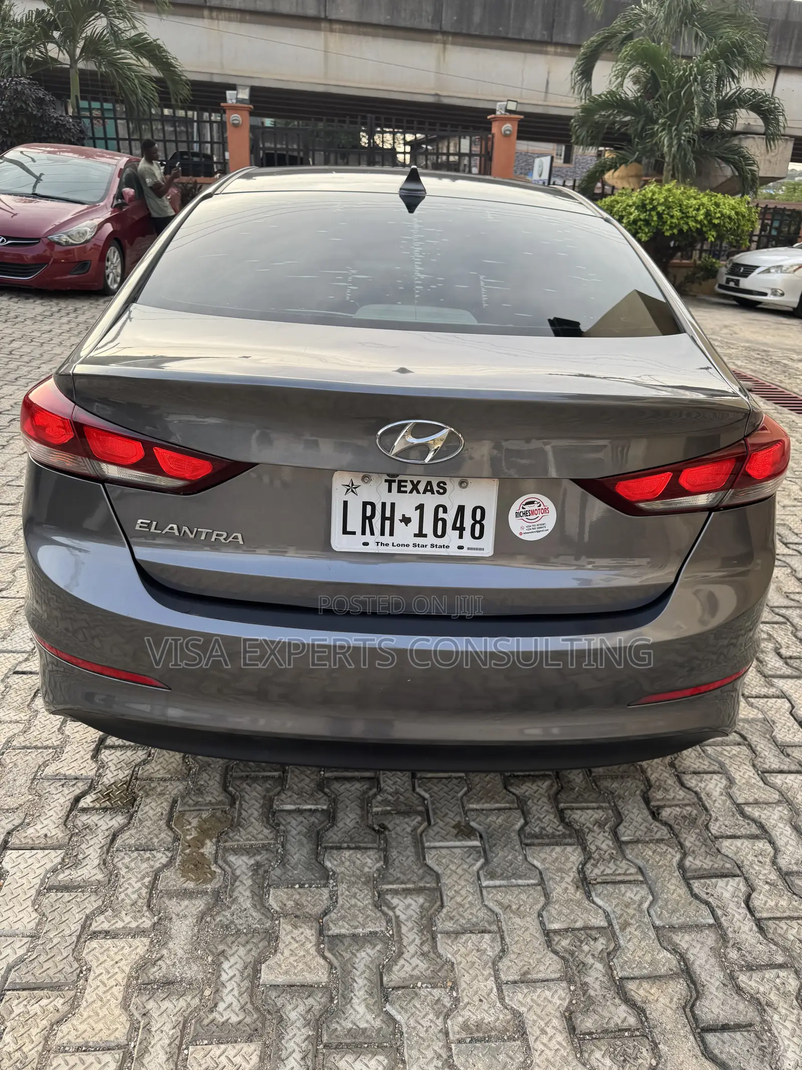 Hyundai Elantra Limited 2018 Gray