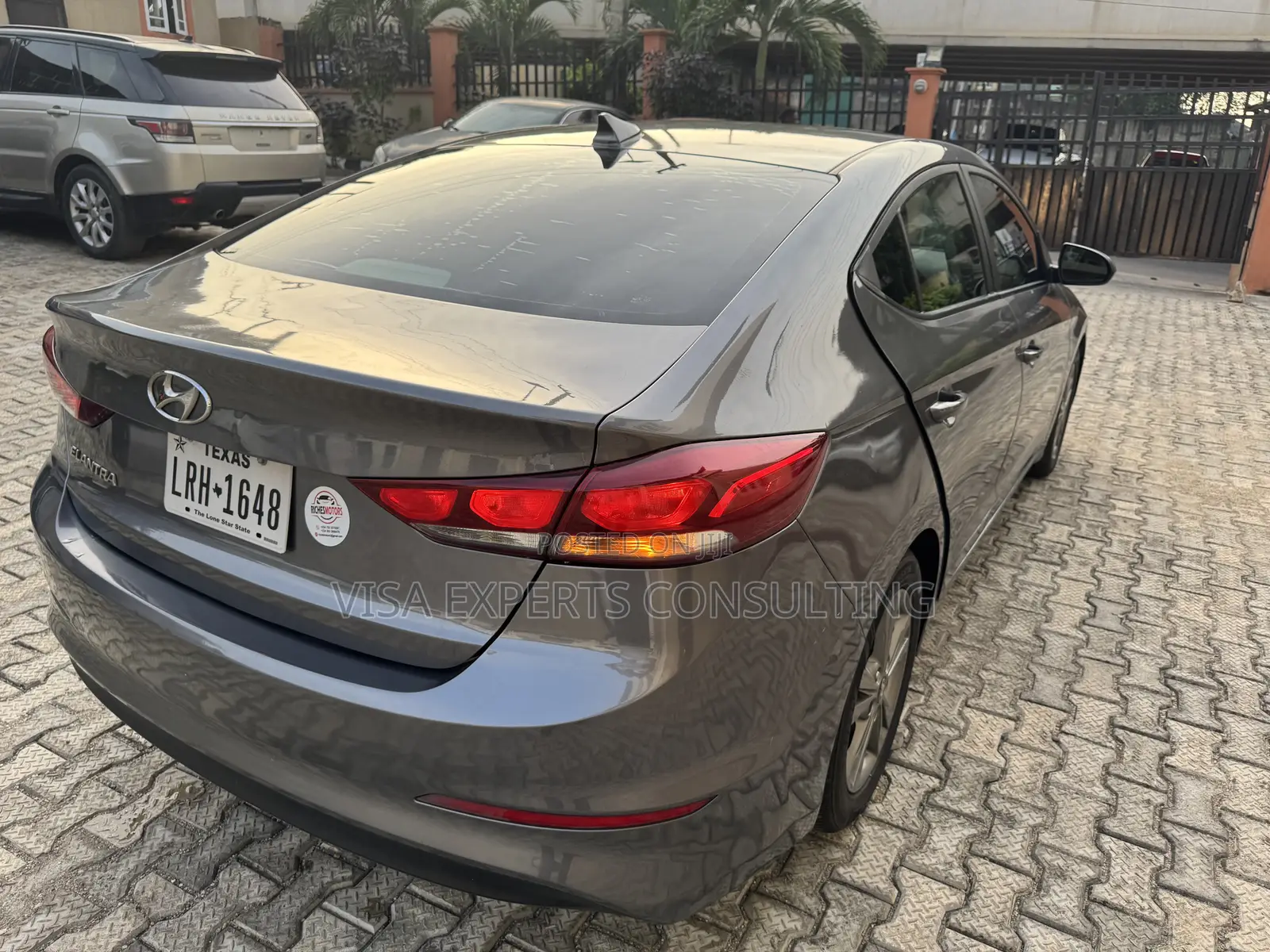 Hyundai Elantra Limited 2018 Gray