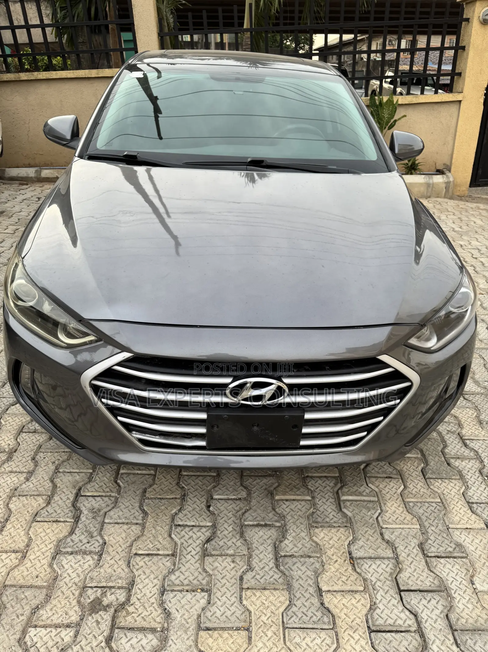 Hyundai Elantra Limited 2018 Gray