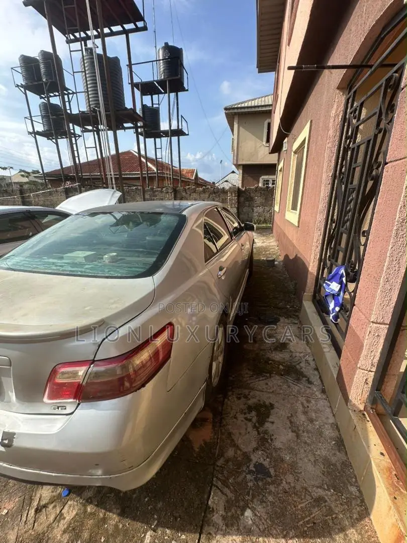 Toyota Camry 2008 Silver