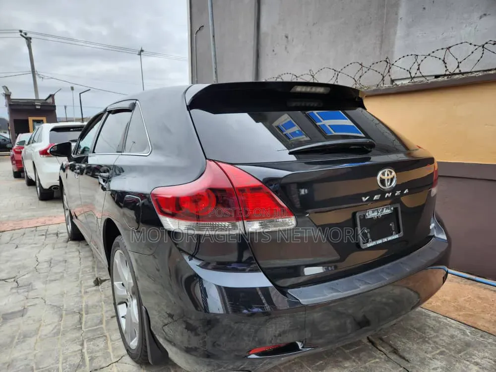 Toyota Venza 2014 Black
