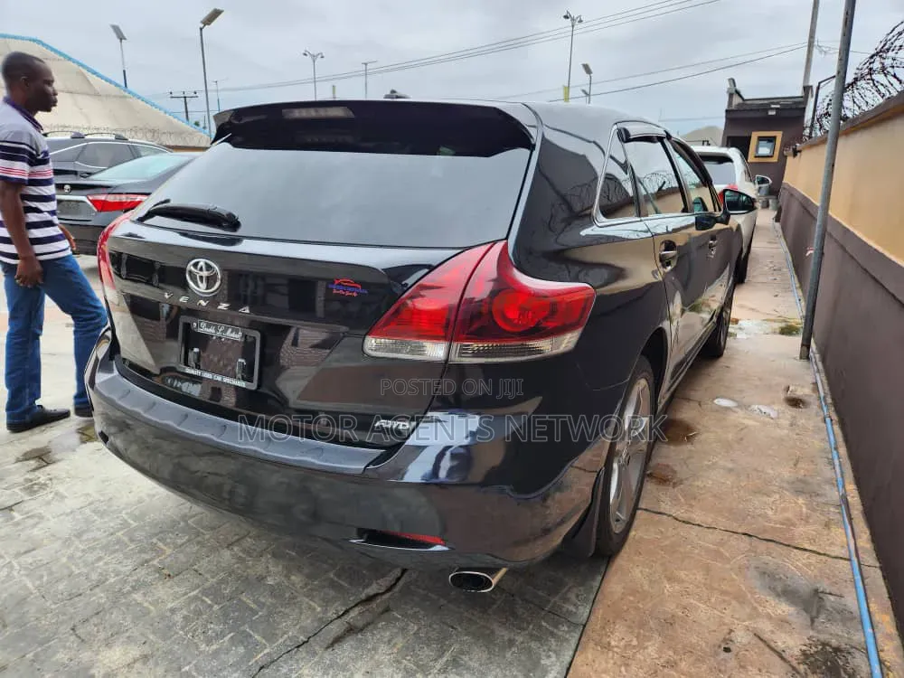 Toyota Venza 2014 Black