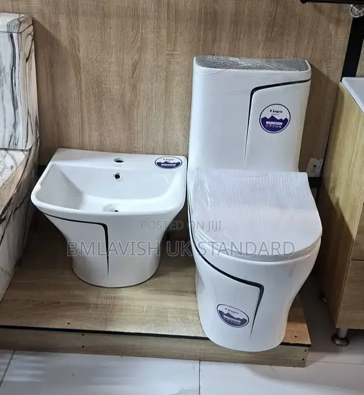 Special England Water Closet Set With Hanging Basin