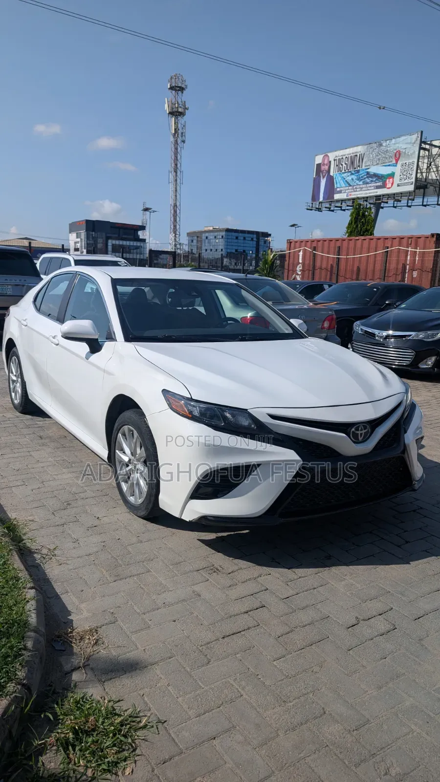 Toyota Camry 2019 White