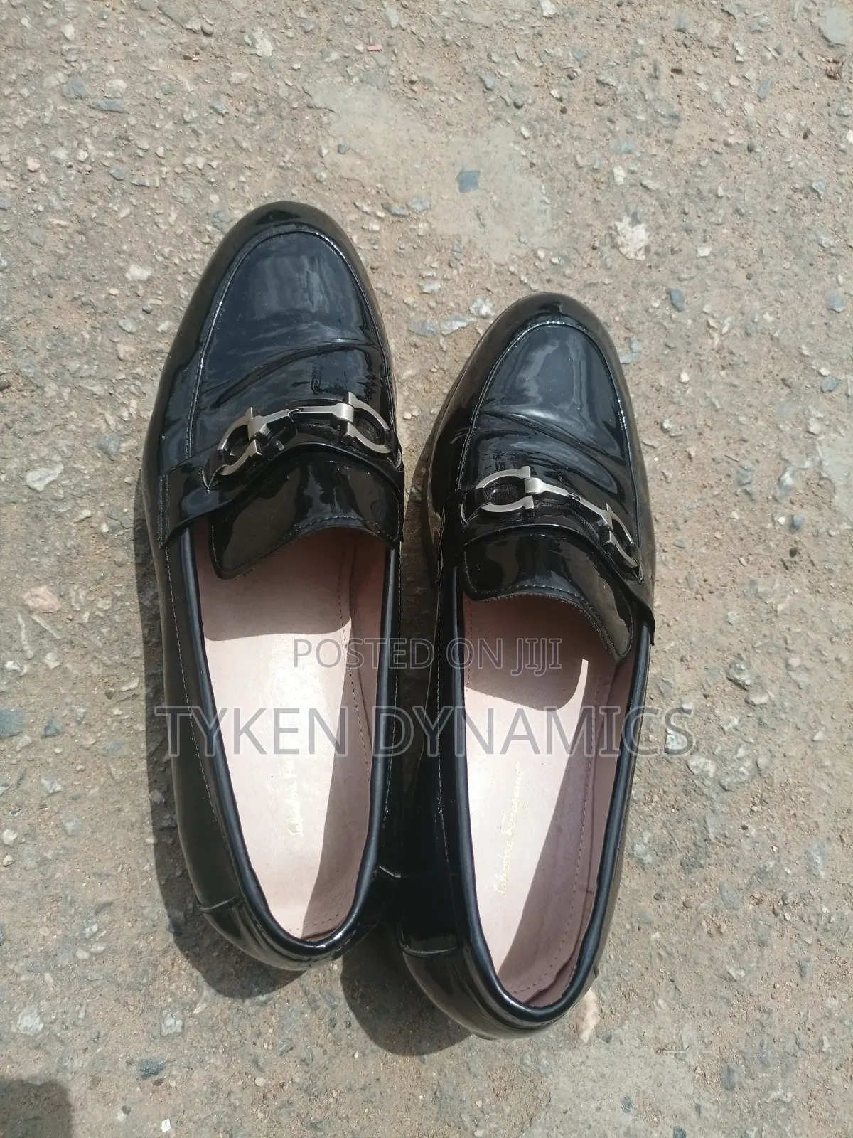 Men's Black Shoe -Gloss