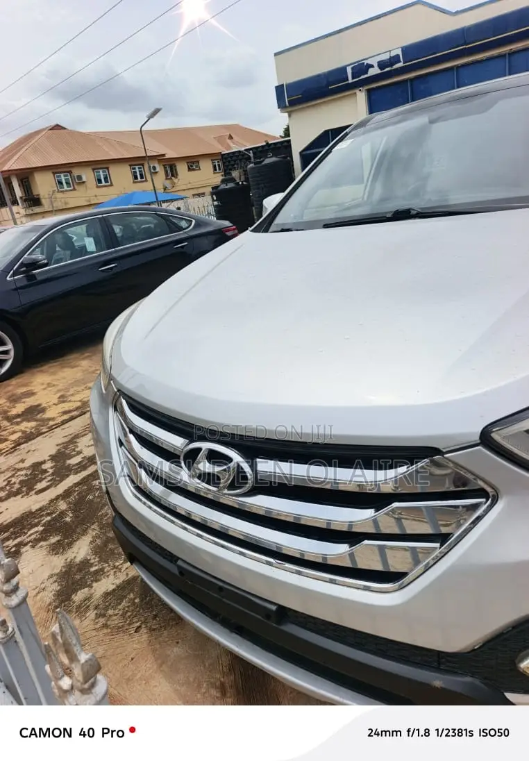 Hyundai Santa Fe 2013 Silver