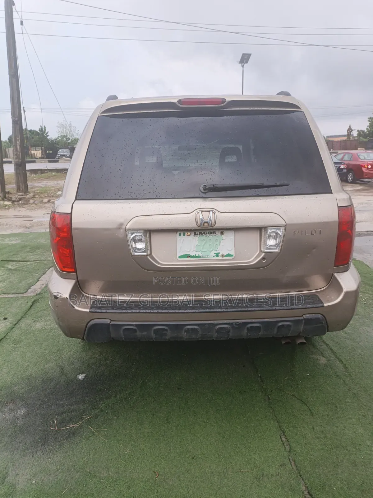 Honda Pilot 2004 Gold