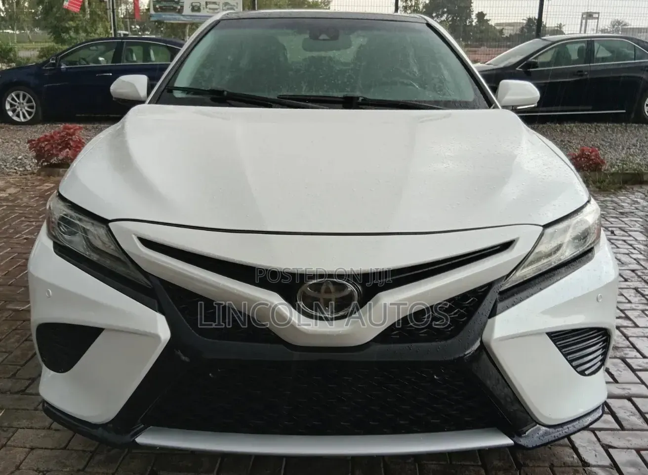 Toyota Camry XSE FWD (2.5L 4cyl 8AM) 2018 White