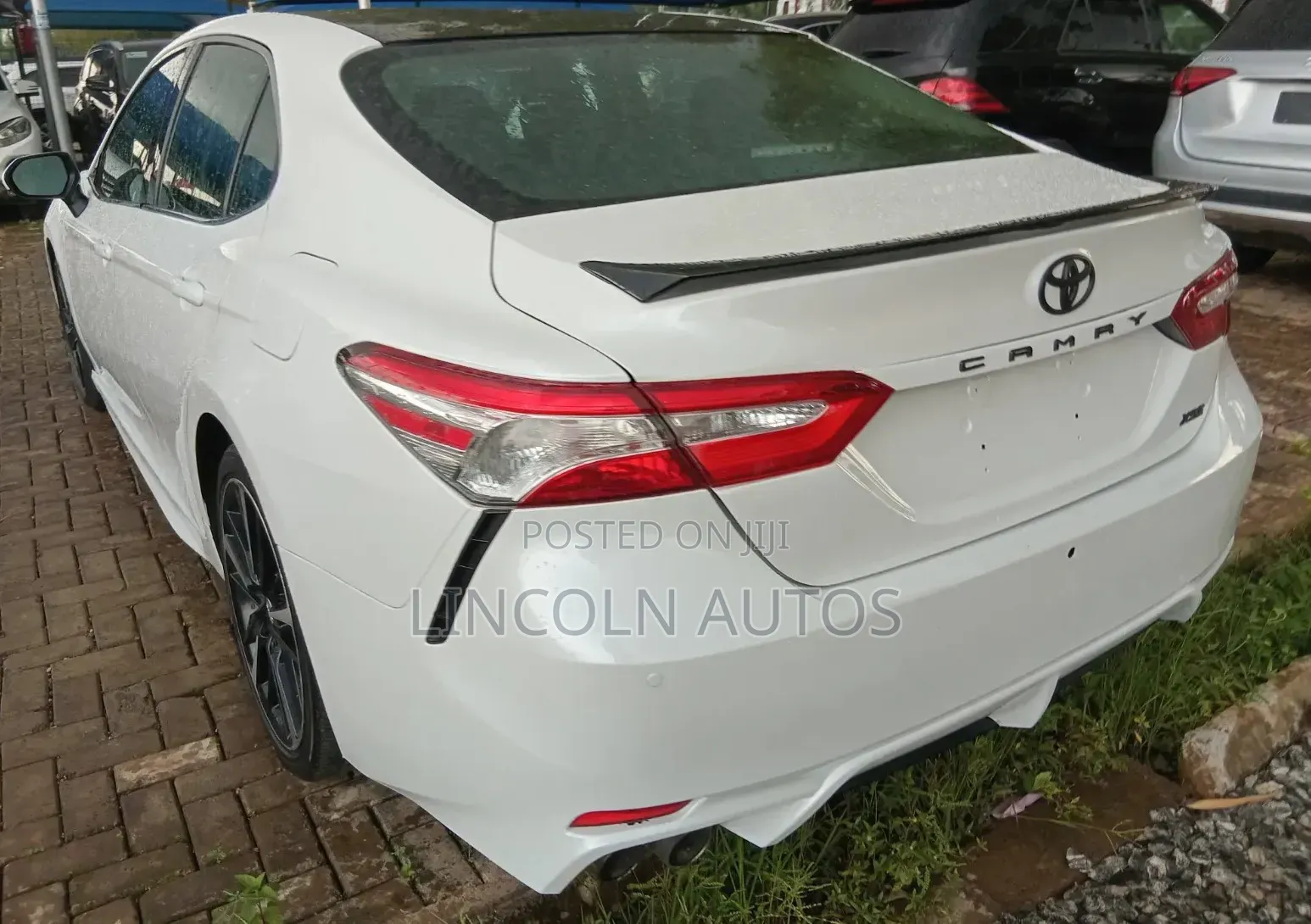 Toyota Camry XSE FWD (2.5L 4cyl 8AM) 2018 White