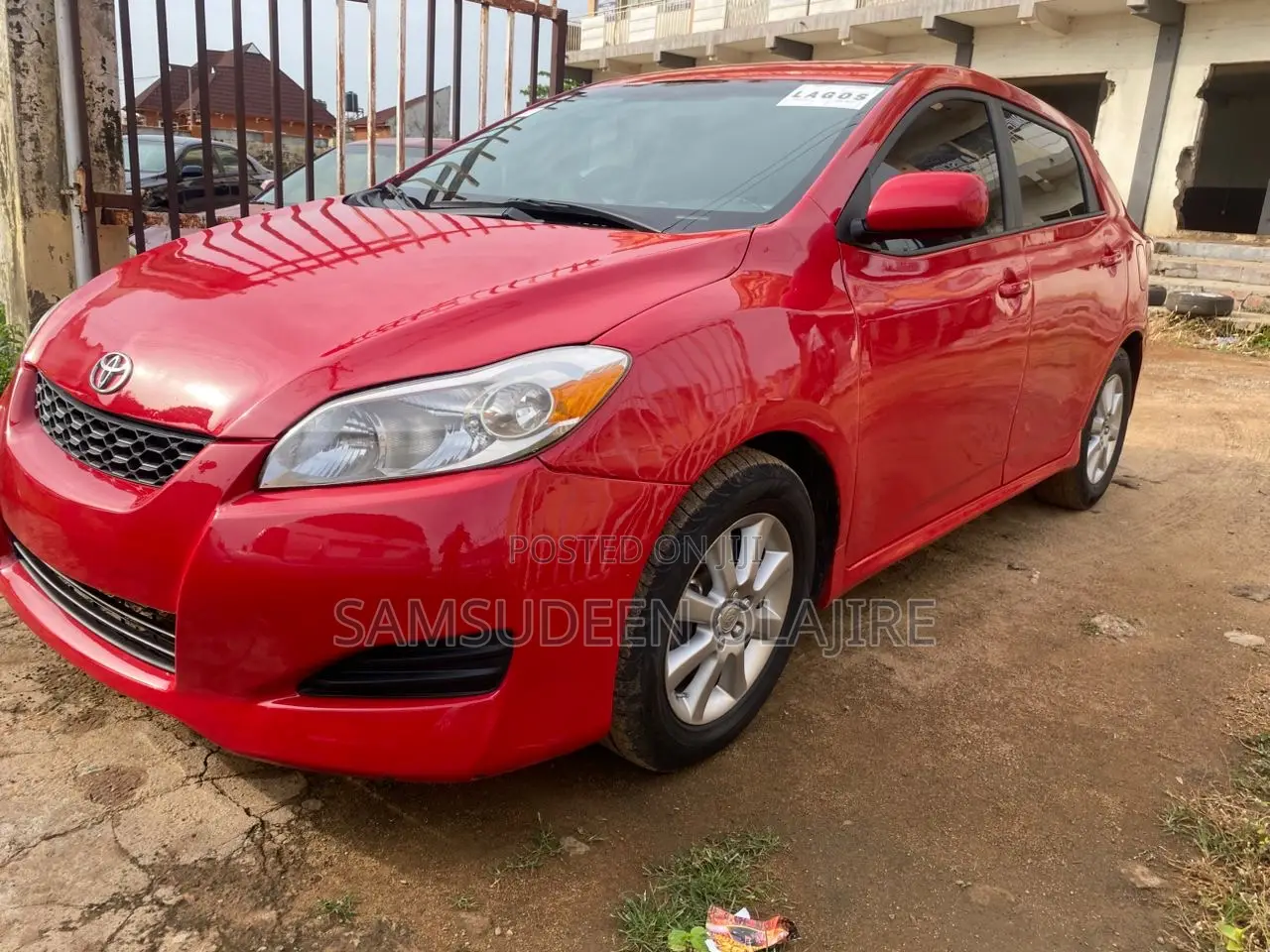 Toyota Matrix Hatchback FWD (1.8L 4cyl 5M) 2010 Pink