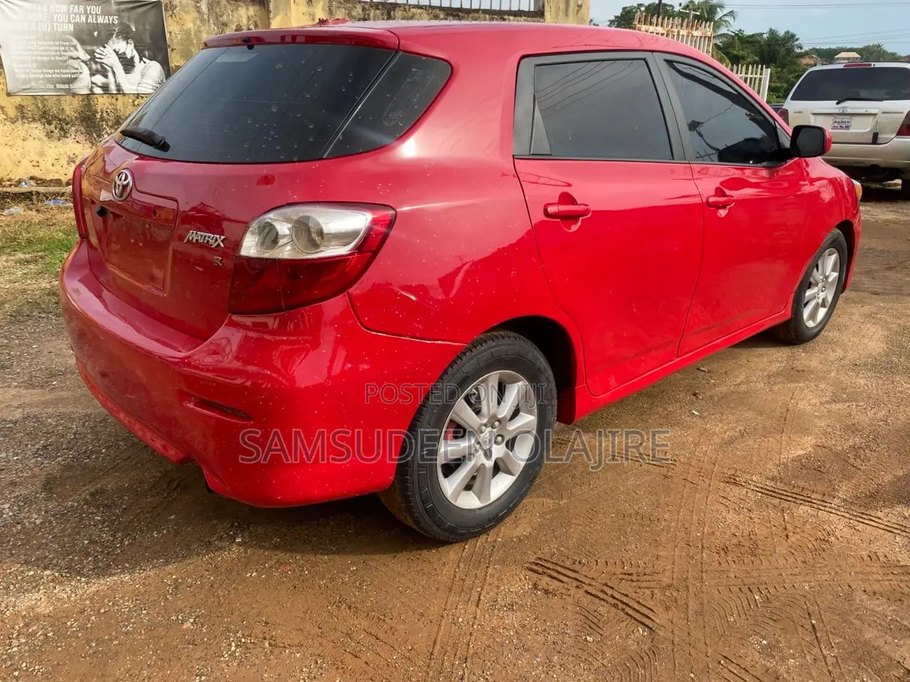 Toyota Matrix Hatchback FWD (1.8L 4cyl 5M) 2010 Pink