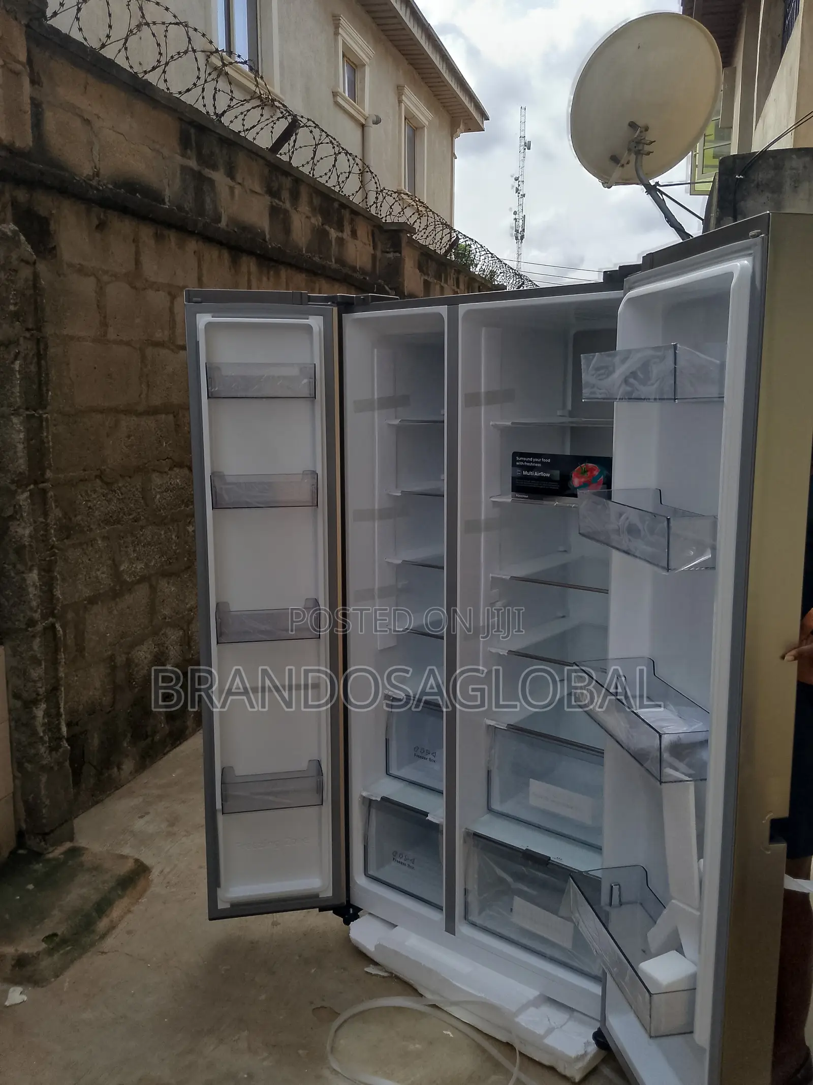Hisense Side by Side Fridge for Maximum Convenience