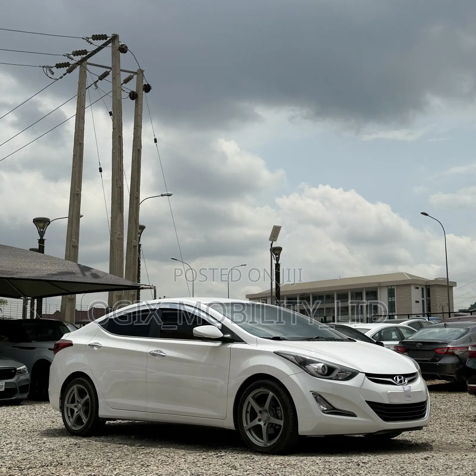 Hyundai Avante 2013 White
