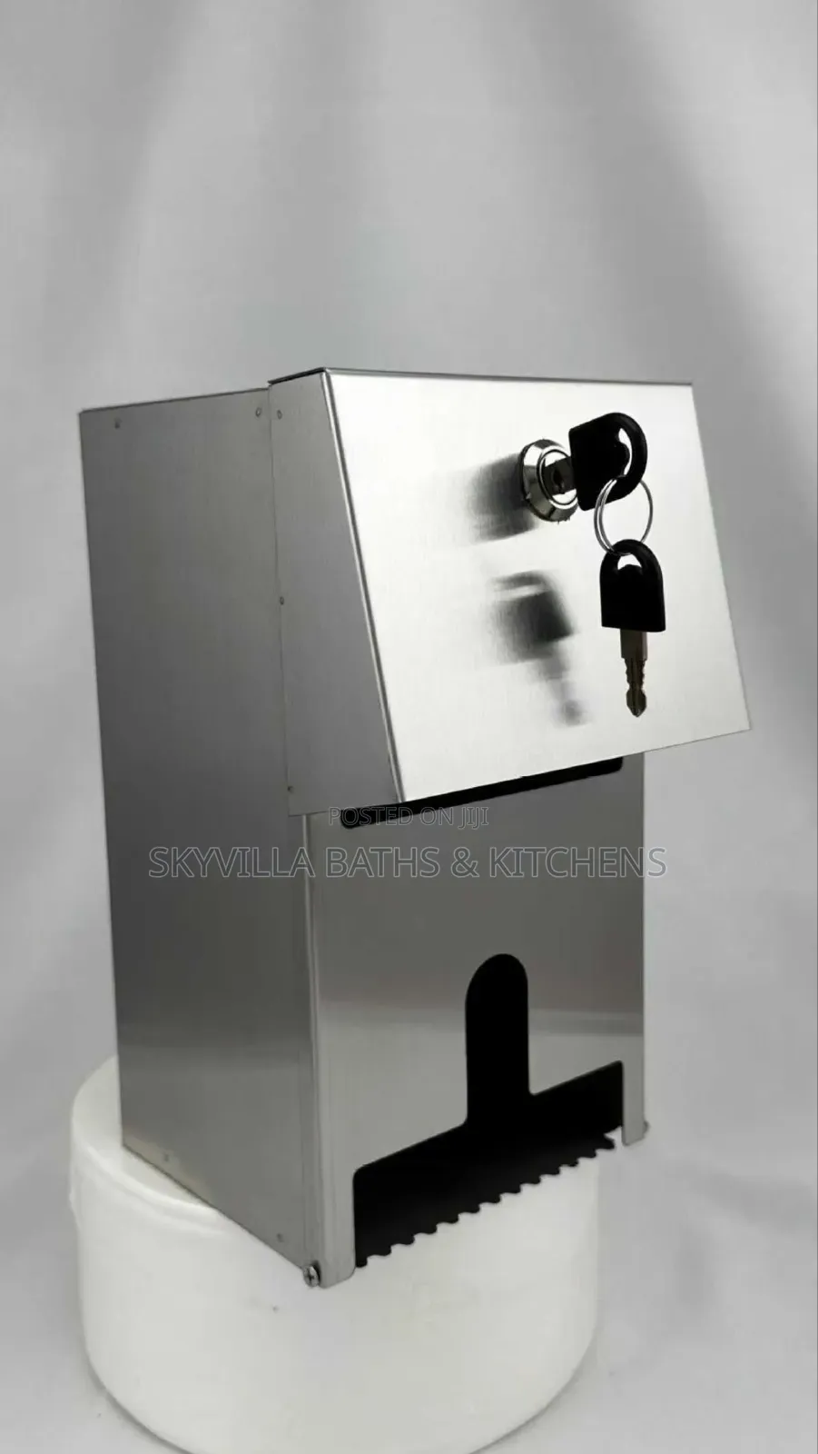 Lockable Stainless Steel Paper Roll Dispenser