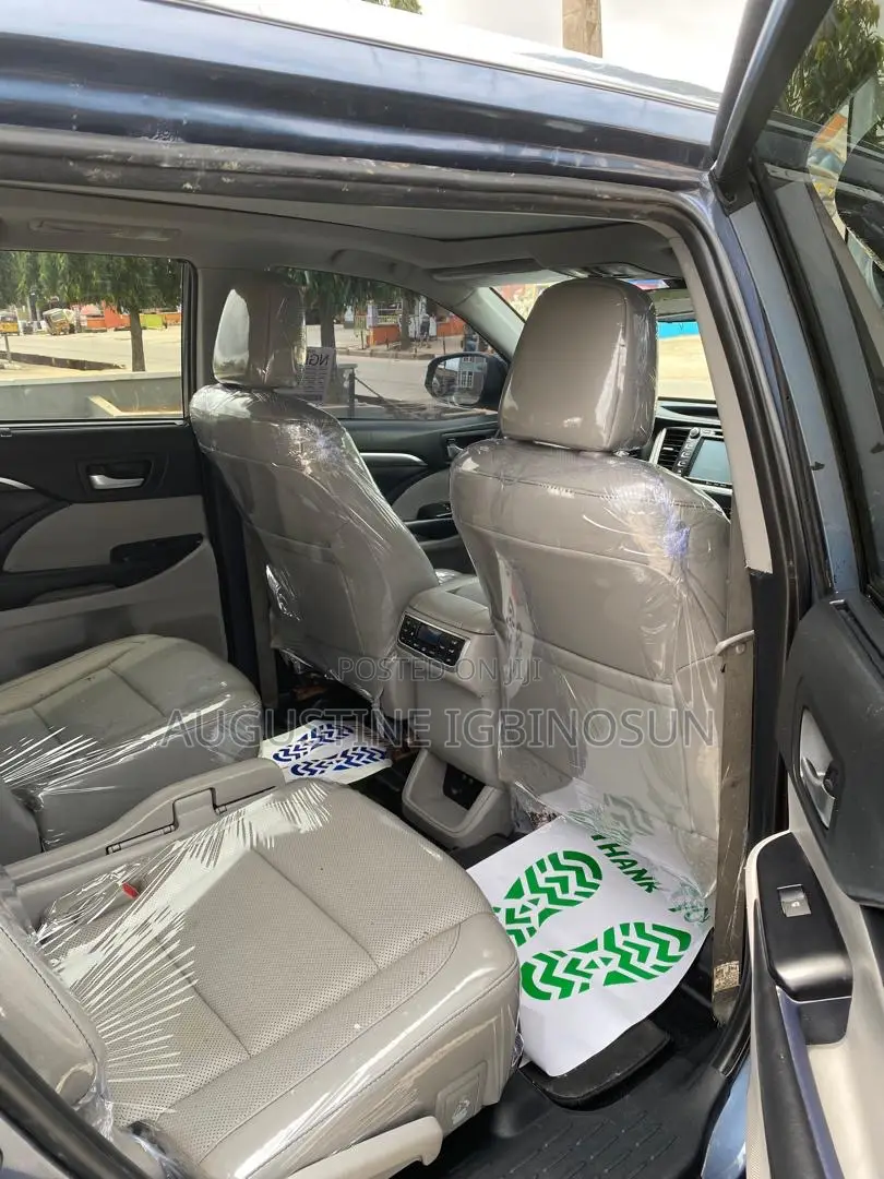Toyota Highlander 2019 Blue