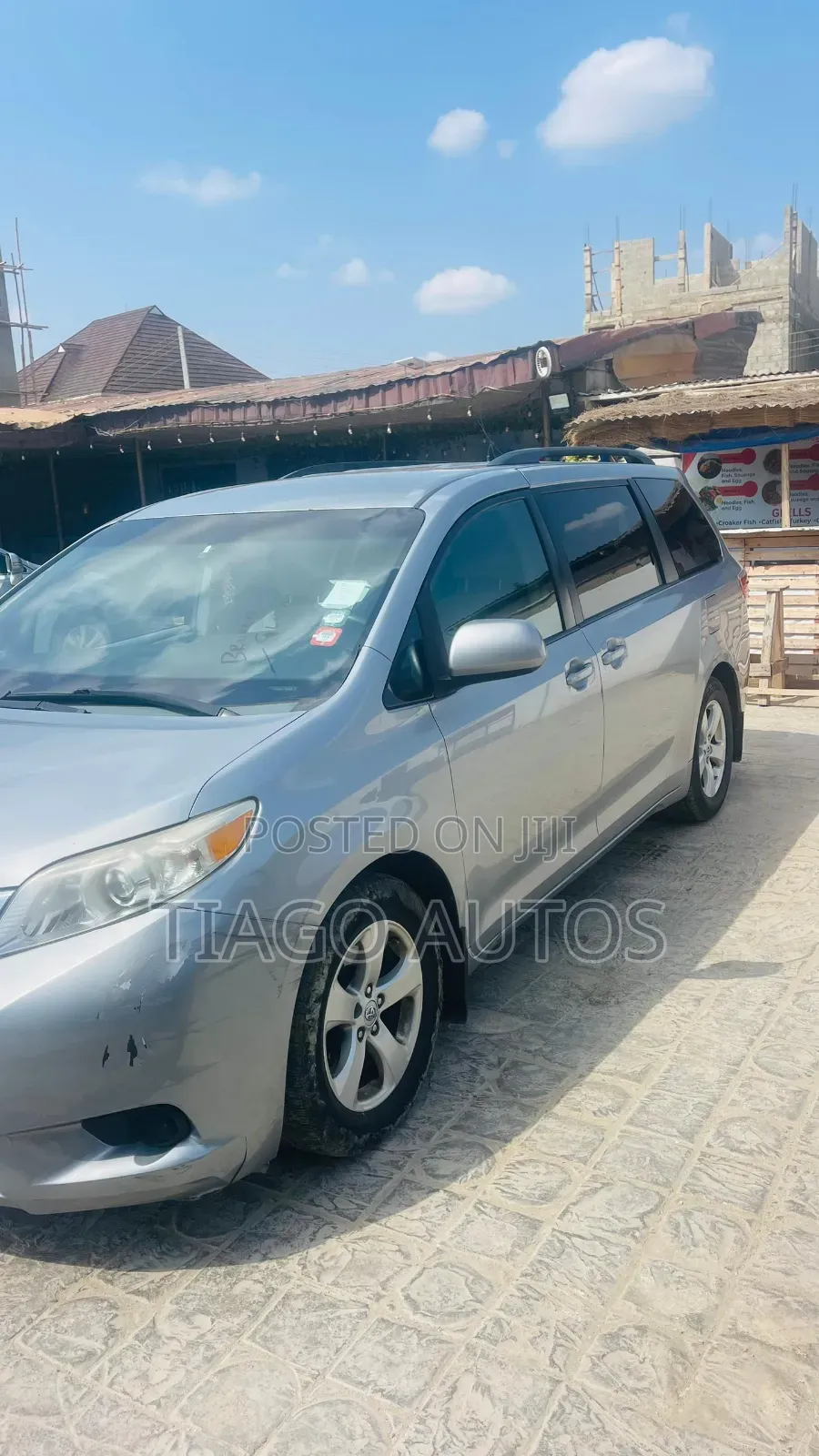 Toyota Sienna 2015 Silver