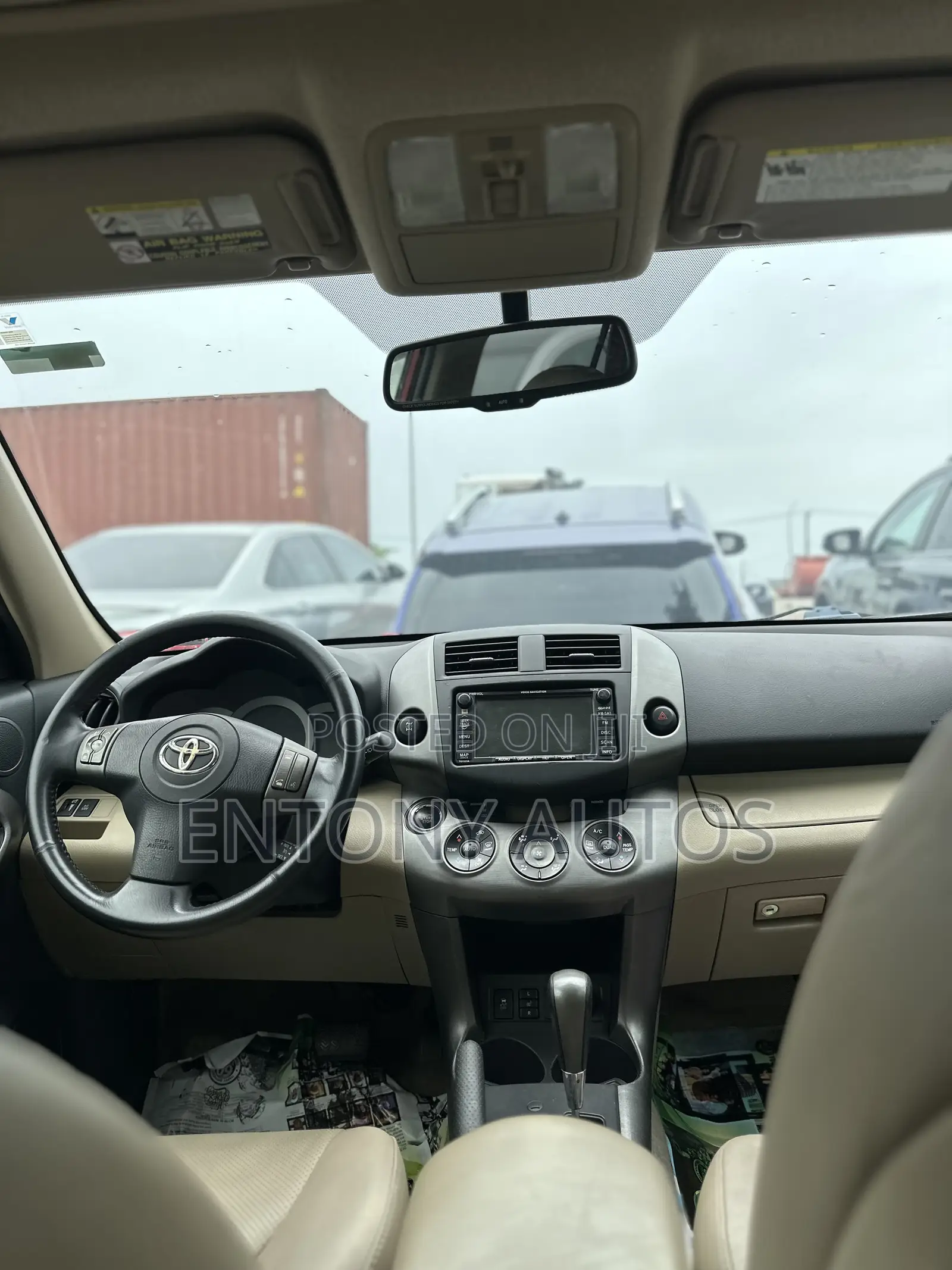 Toyota RAV4 2011 Red