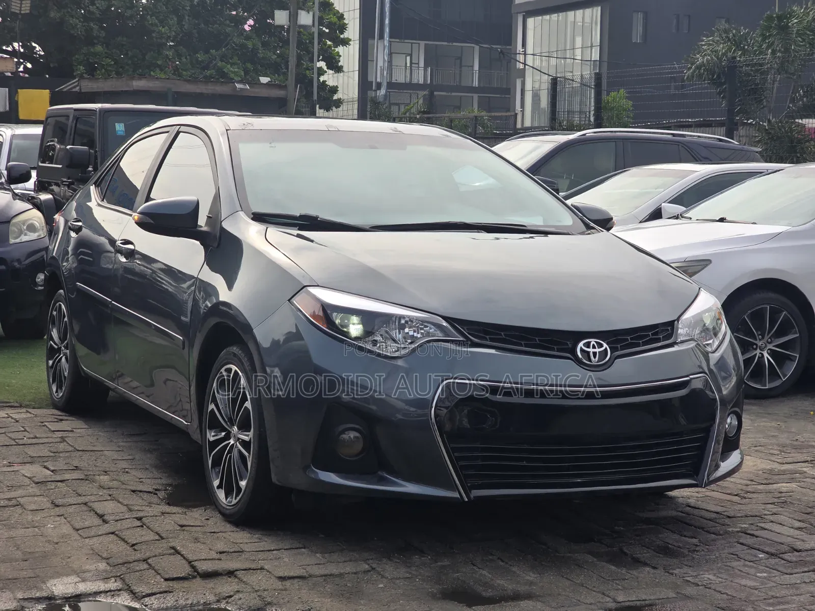 Toyota Corolla S Plus 4dr Sedan (1.8L 4cyl CVT) 2016 Gray