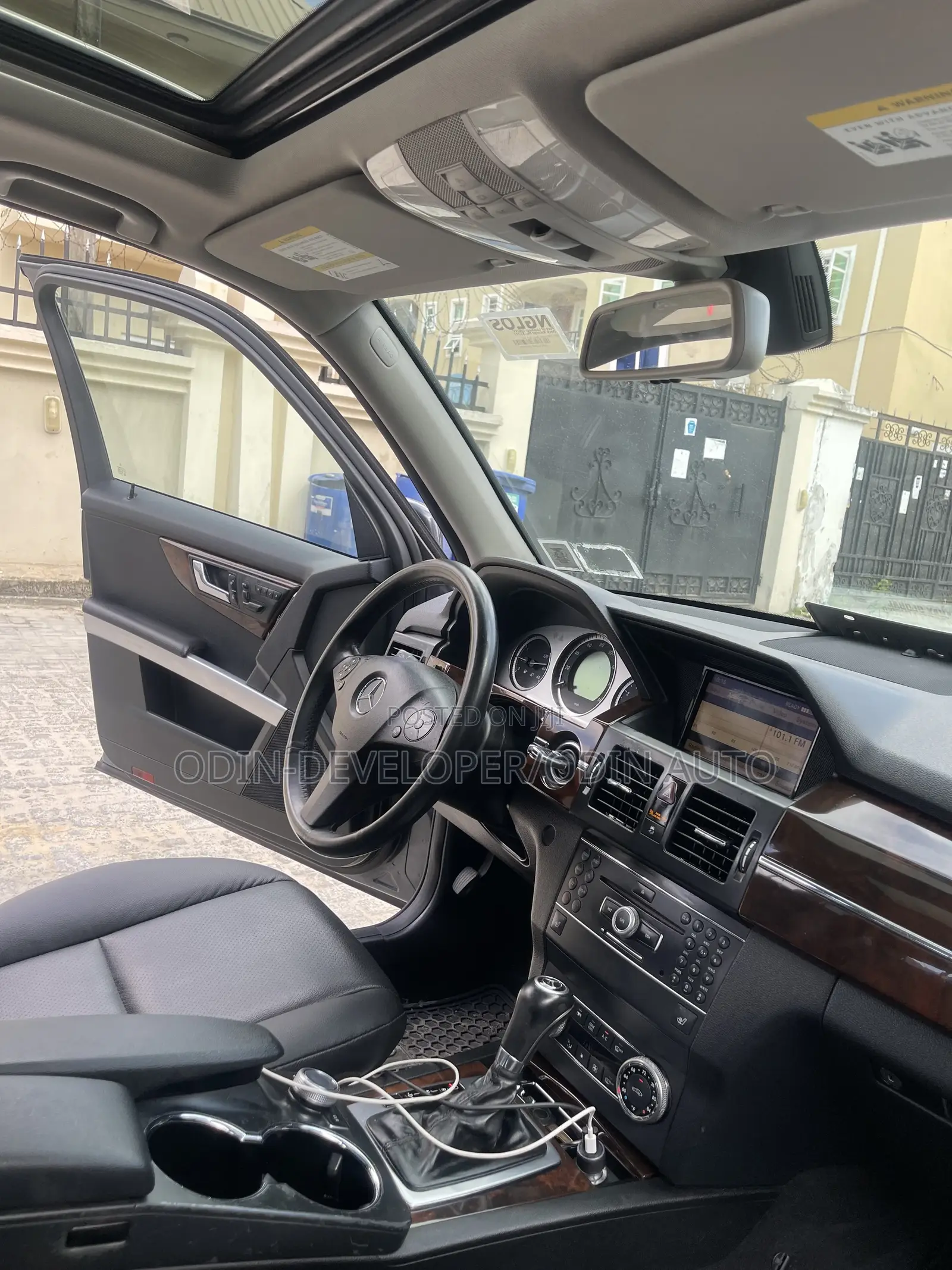 Mercedes-Benz GLK-Class 350 4MATIC 2011 Gray