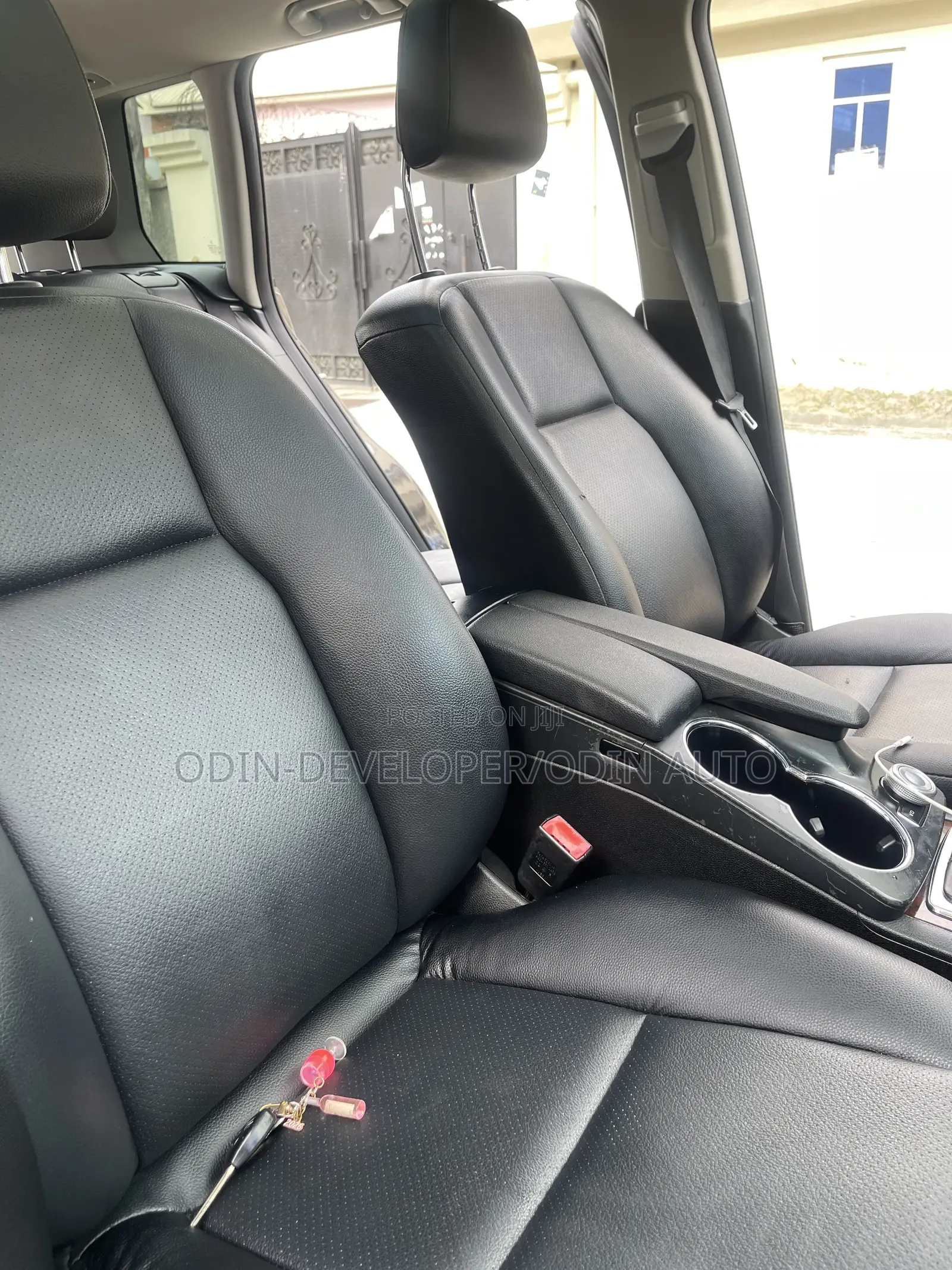 Mercedes-Benz GLK-Class 350 4MATIC 2011 Gray