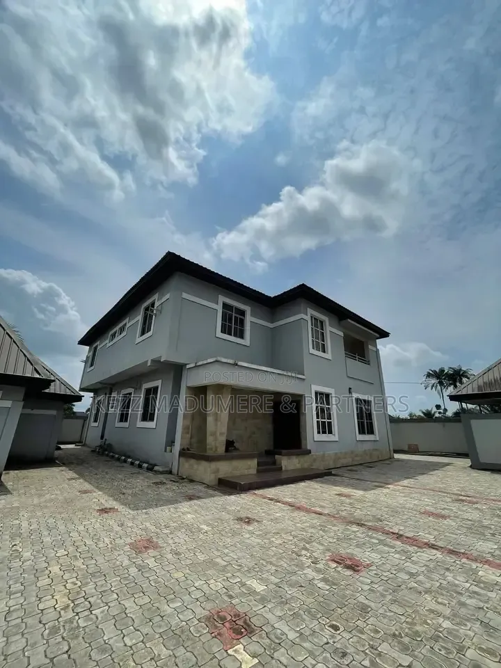 4bdrm Duplex in New Layout Apu Road for sale