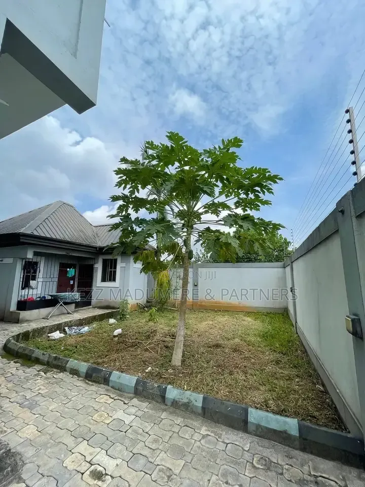 4bdrm Duplex in New Layout Apu Road for sale