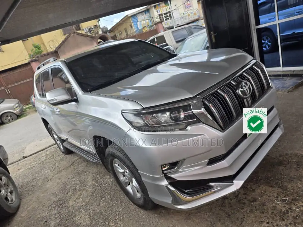 Toyota Land Cruiser Prado 4.0 i 2011 Silver