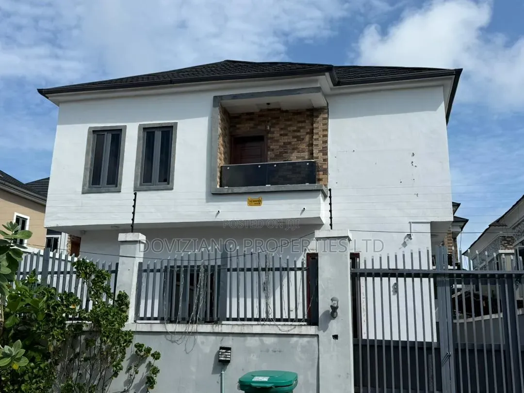 4bdrm Duplex in Agungi for rent