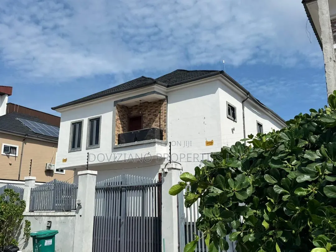 4bdrm Duplex in Agungi for rent