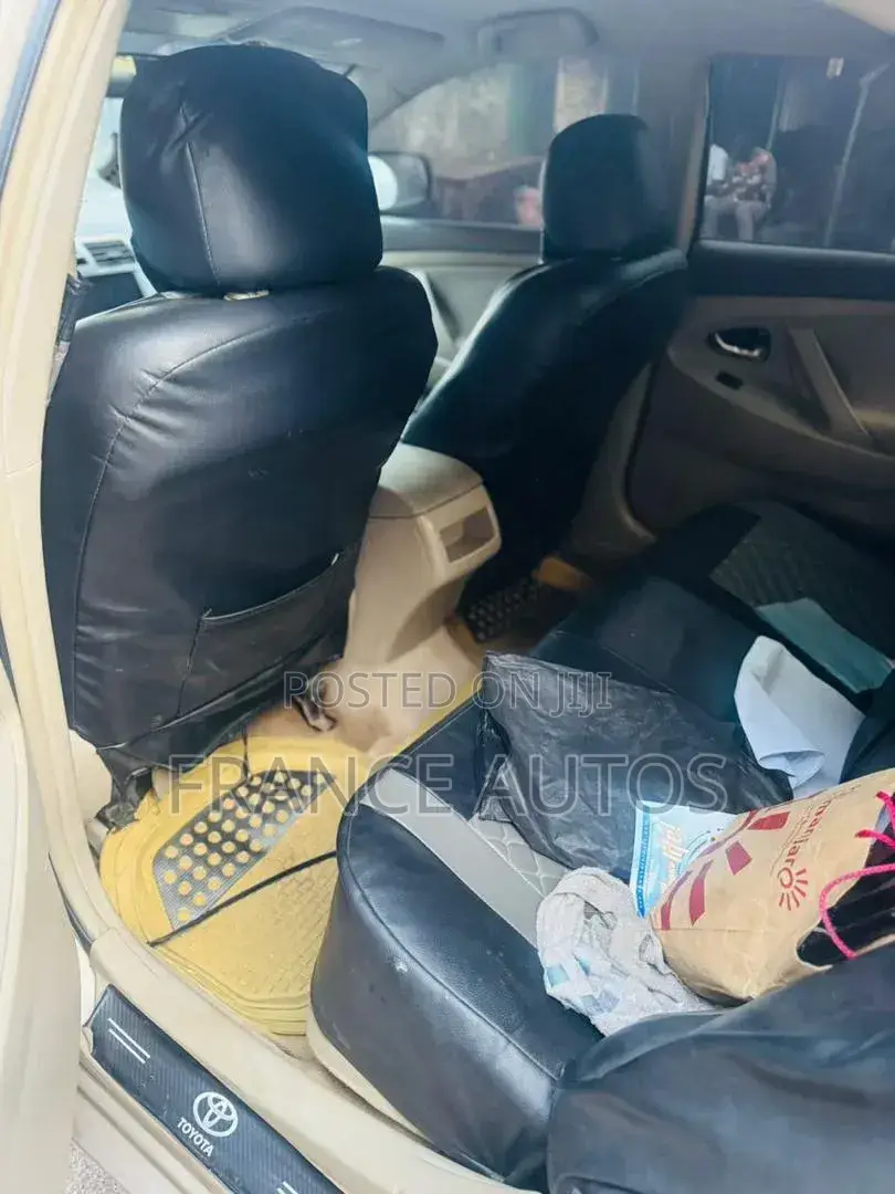 Toyota Camry 2008 Gold