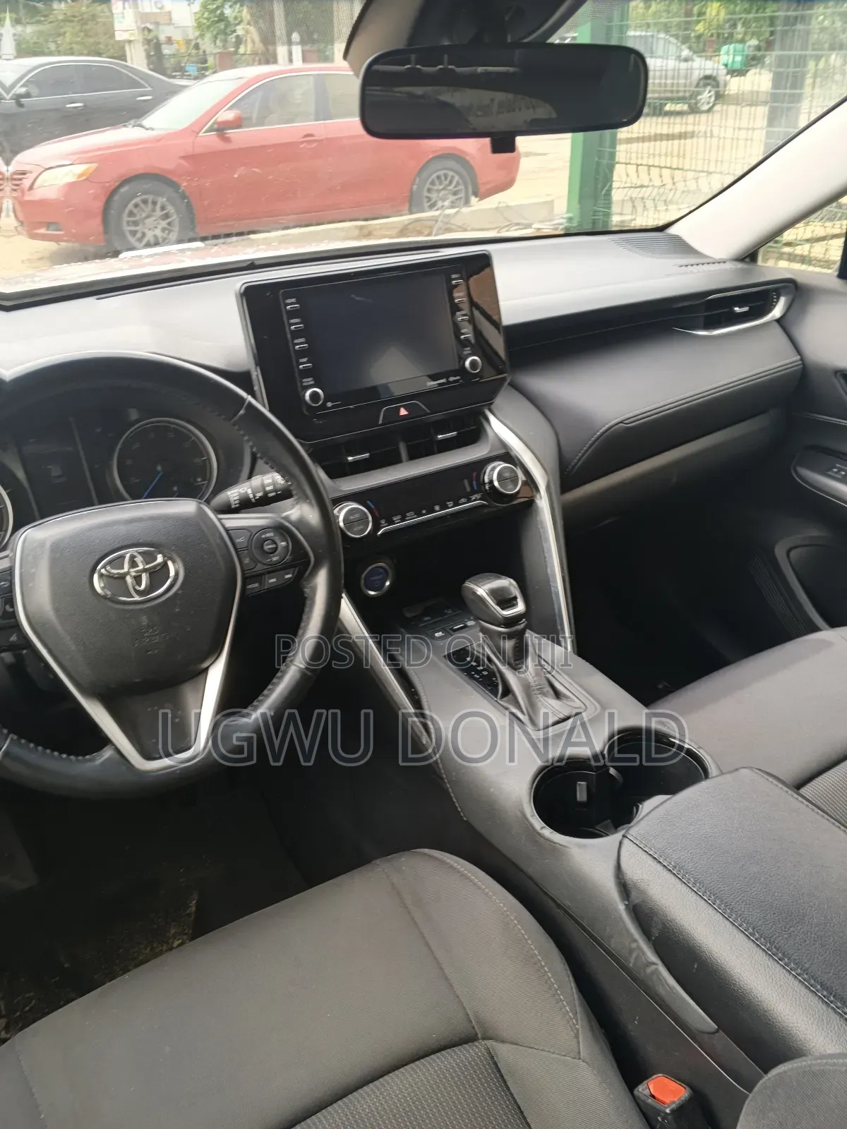 Toyota Venza 2021 Gold