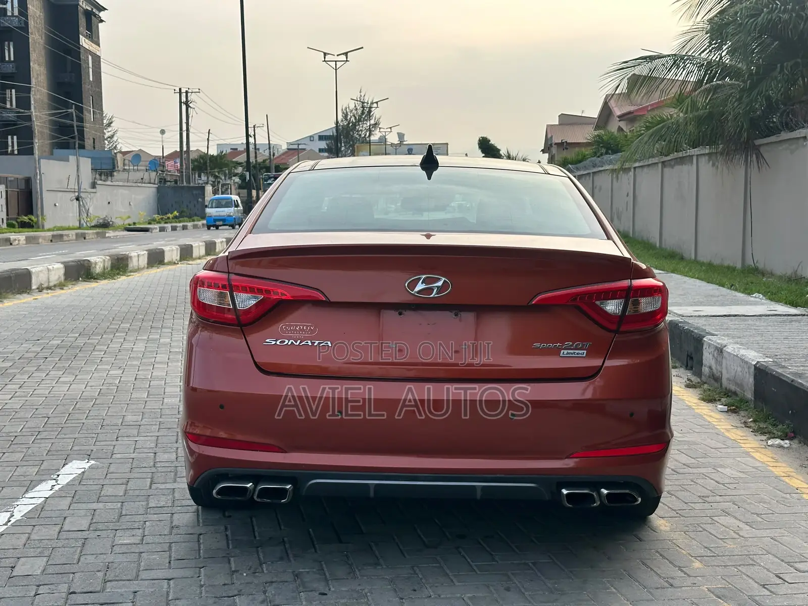 Hyundai Sonata Limited 2.0T 4dr Sedan (2.0L 4cyl Turbo 6A) 2015 Orange