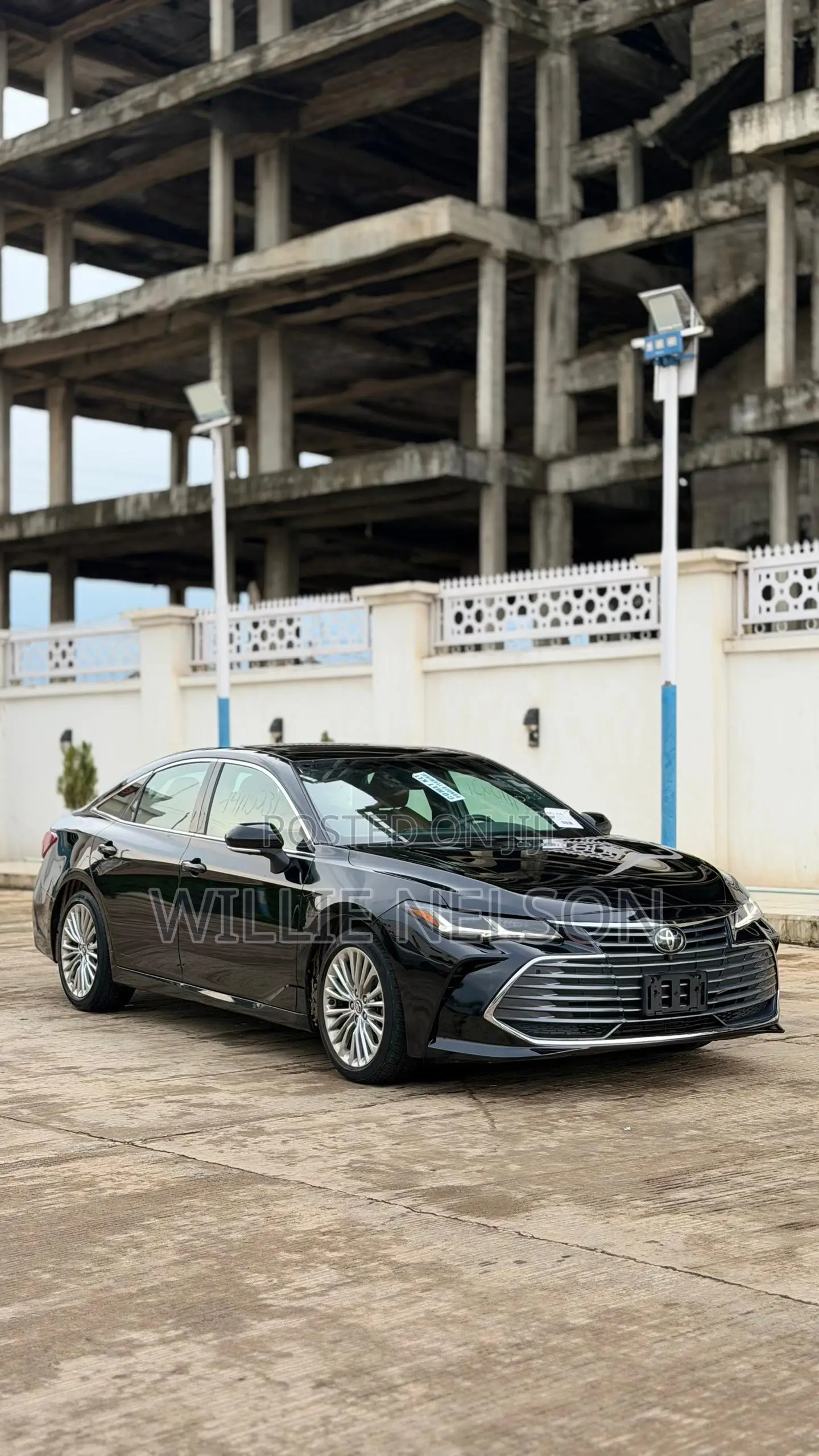 Toyota Avalon Limited 2020 Black