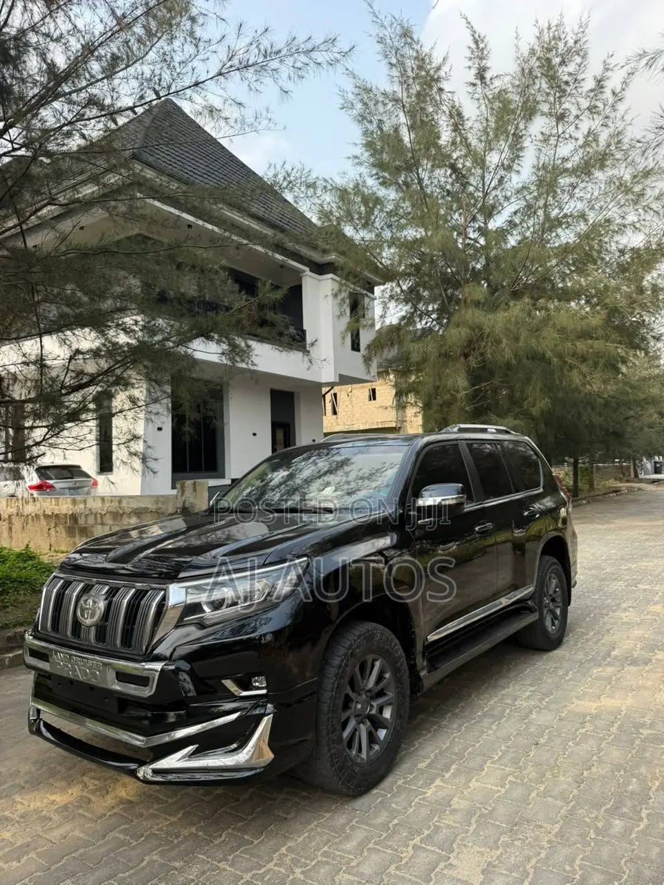 Toyota Land Cruiser Prado 4.0 Petrol TX 2014 Black