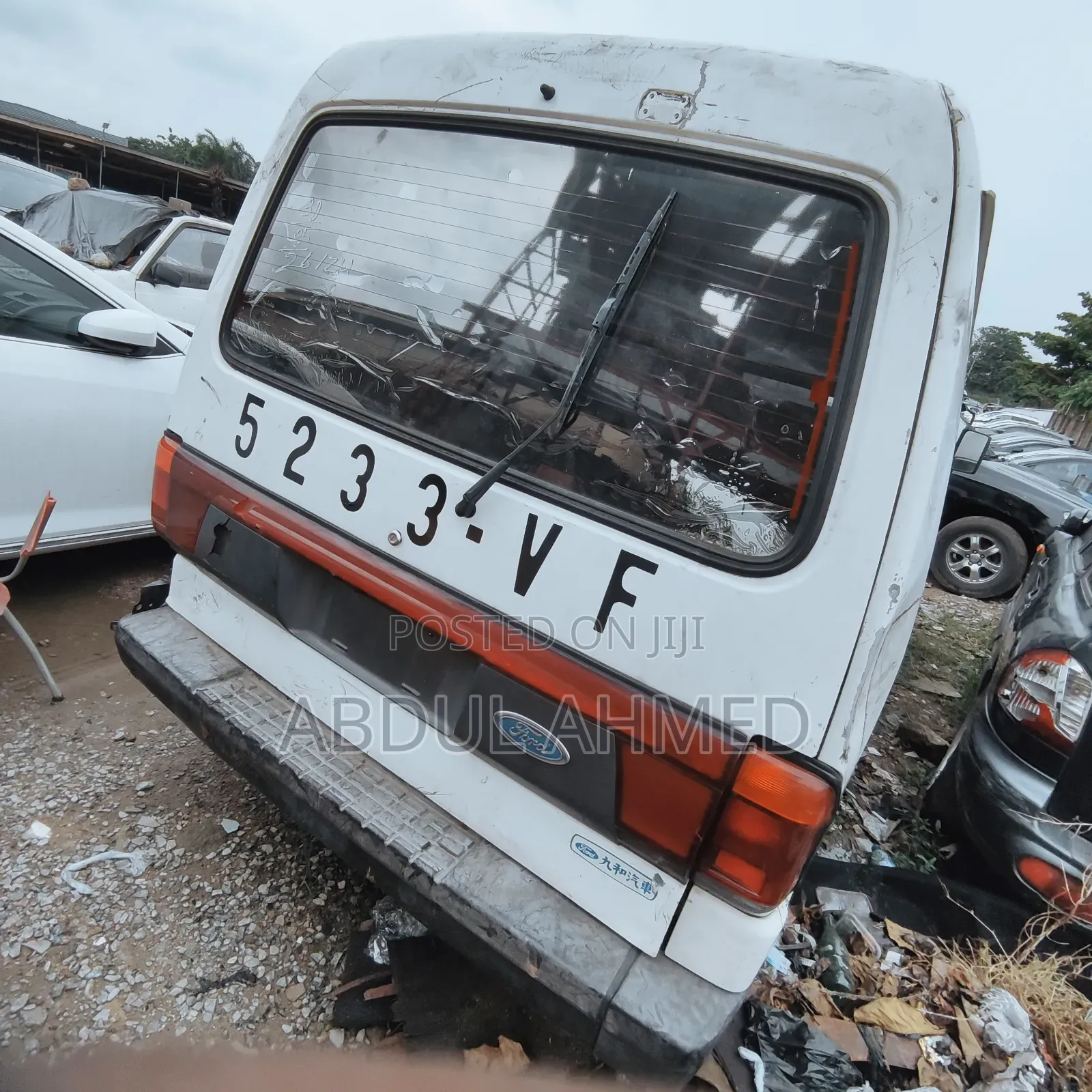 Ford E550 2005 White