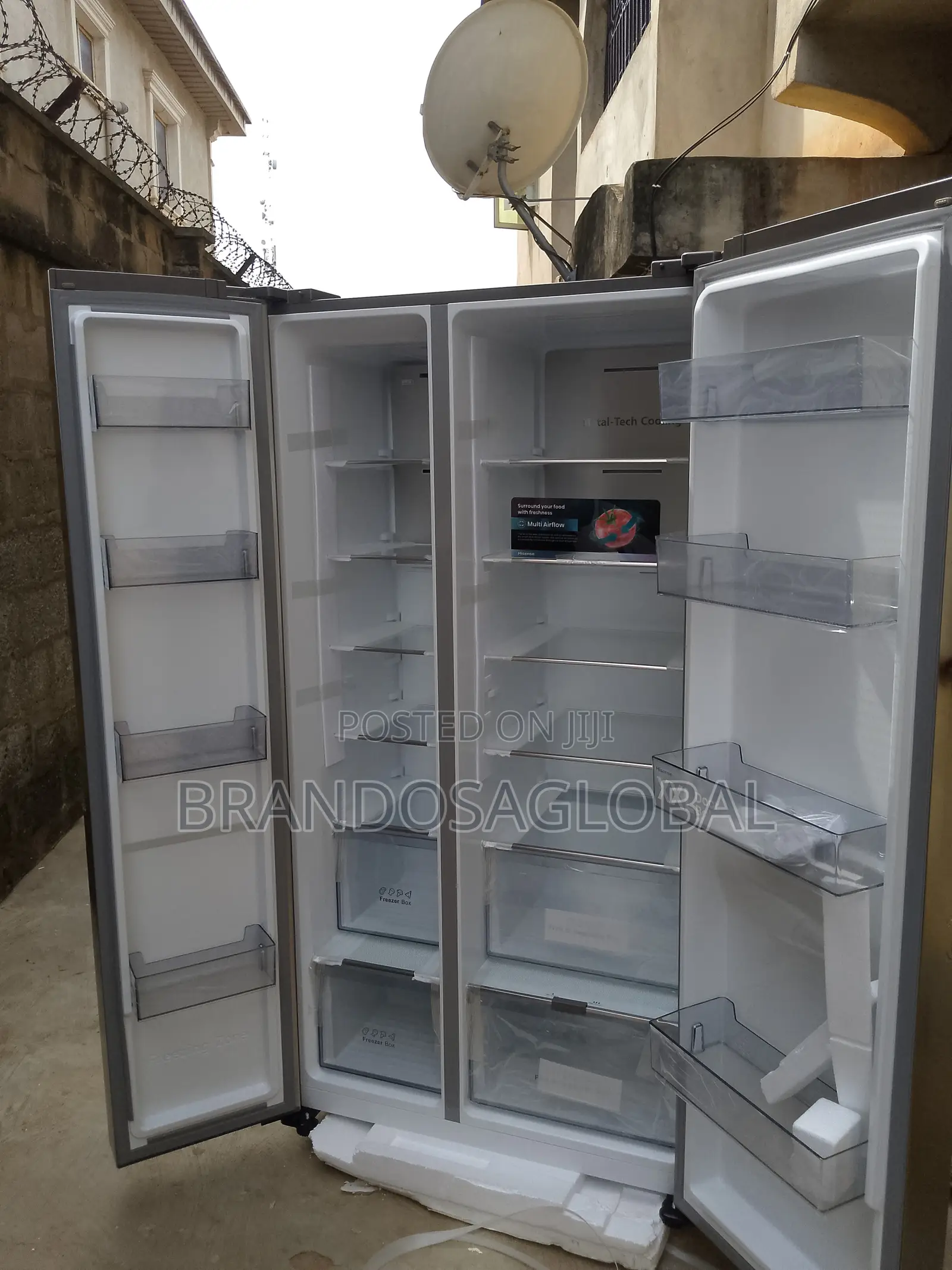 Hisense Rs-87ws Refrigerator 637l With Large Fresh Food Section