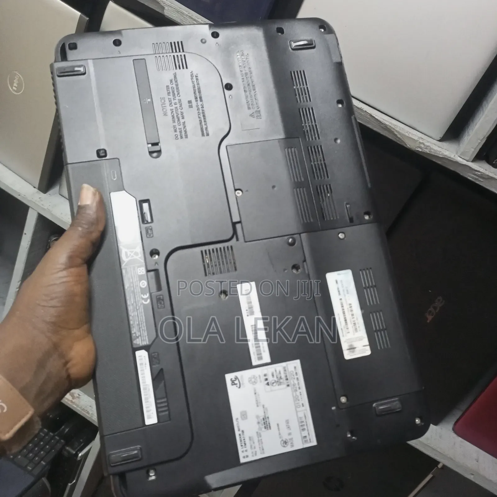 Laptop Fujitsu Lifebook AH56/G 8GB Intel Core i7 HDD 500GB