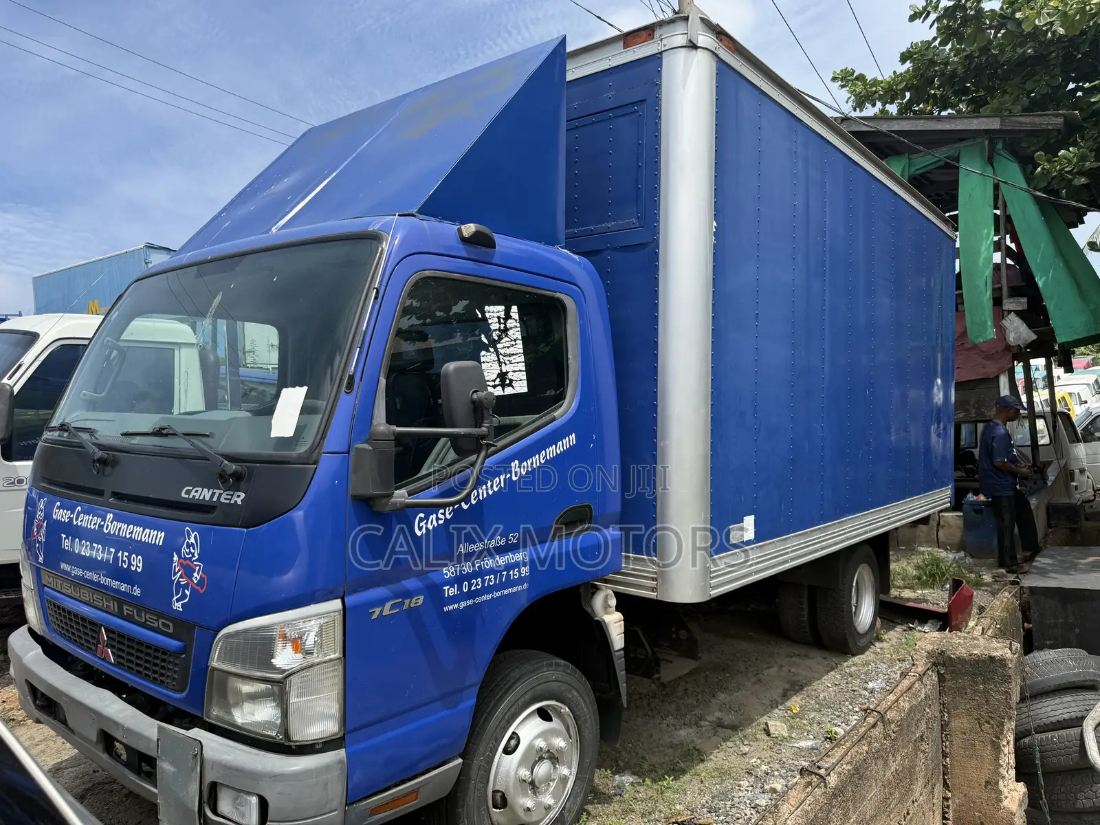 Foreign Used Mitsubishi Fuso Haulage Truck.